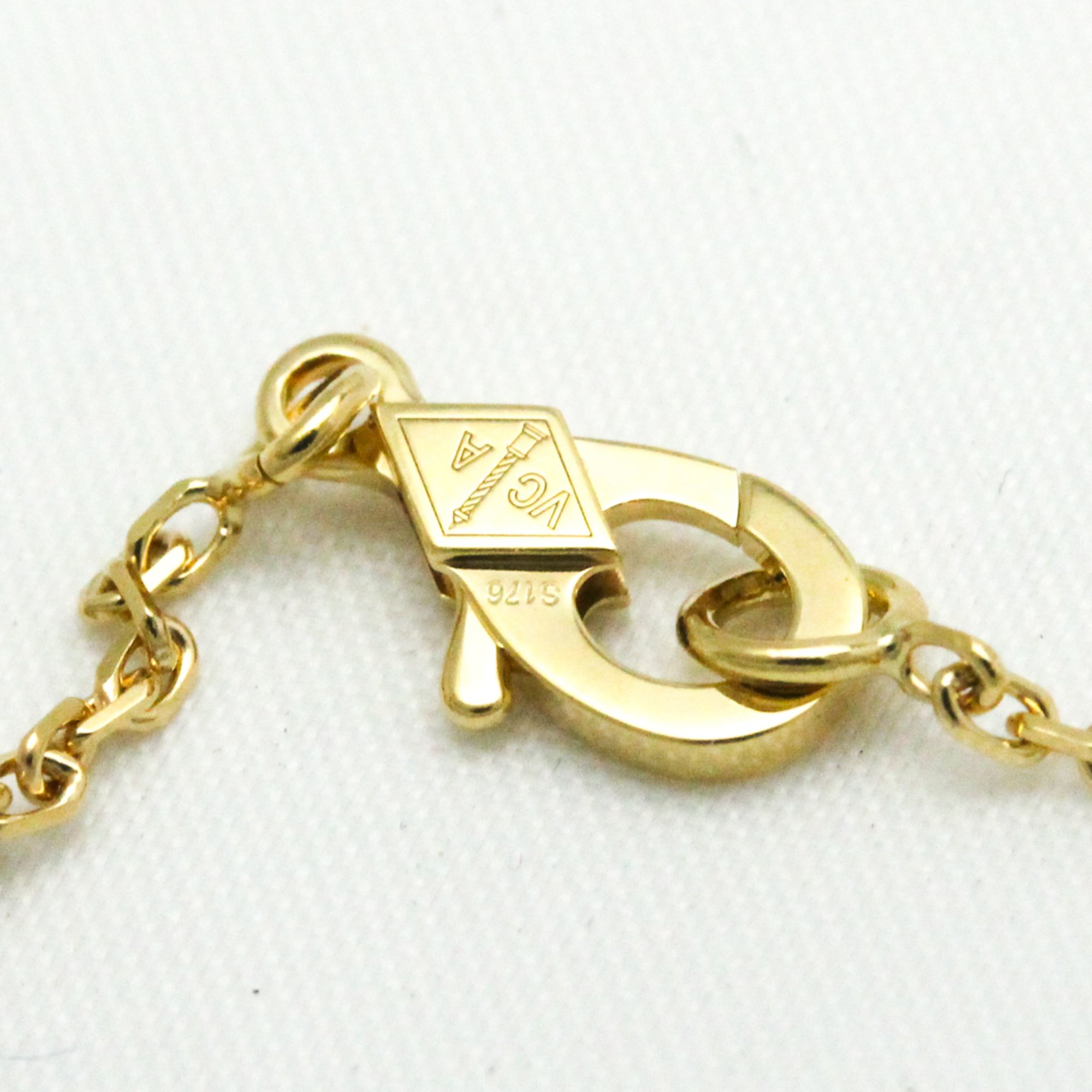 Van Cleef & Arpels Vintage Alhambra VCARD38500 Yellow Gold (18K) Carnelian Men,Women Fashion Pendant Necklace (Gold)