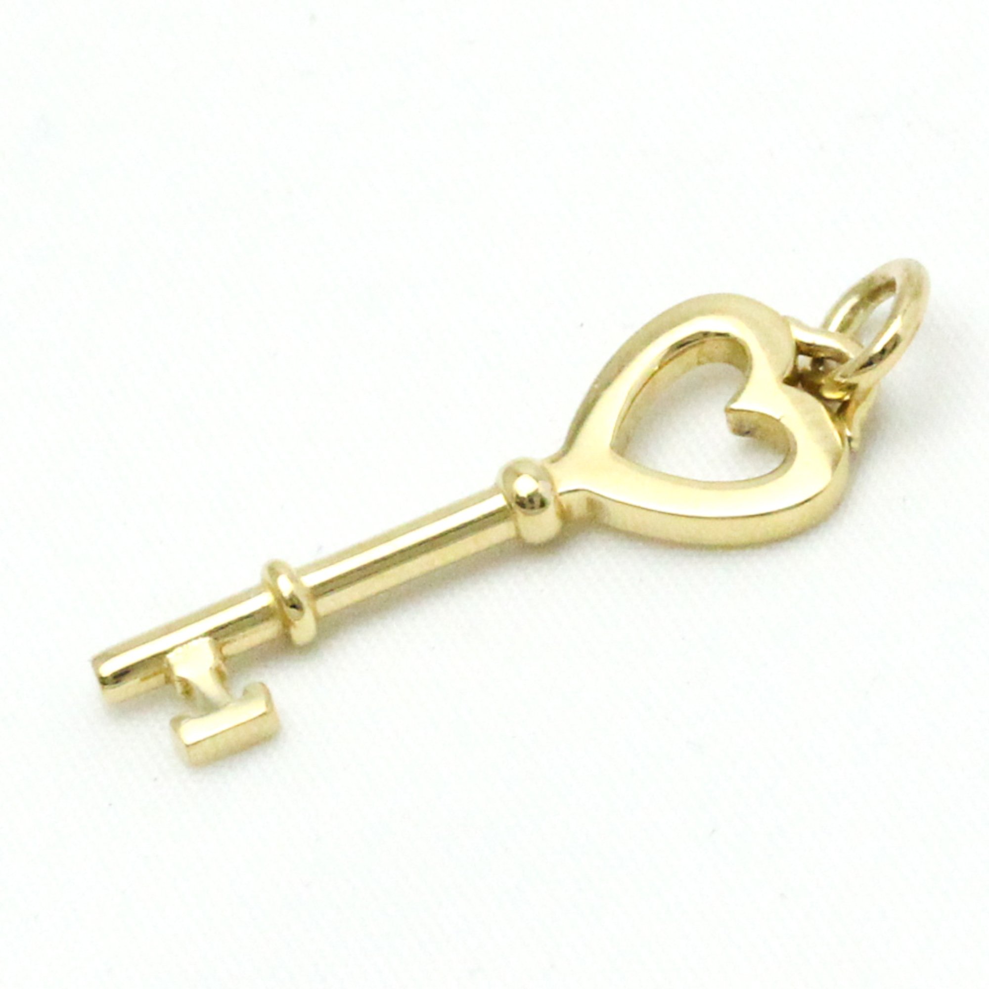 Tiffany Heart Key Yellow Gold (18K) No Stone Men,Women Fashion Pendant Necklace (Gold)