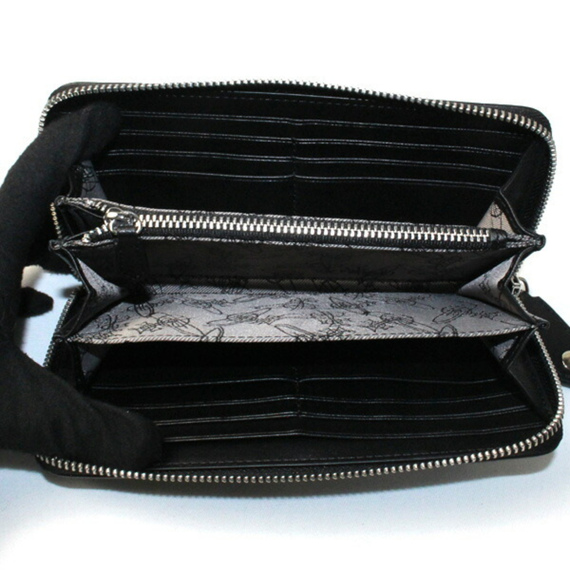 Vivienne Westwood Round Zipper Long Wallet 51050023 Black
