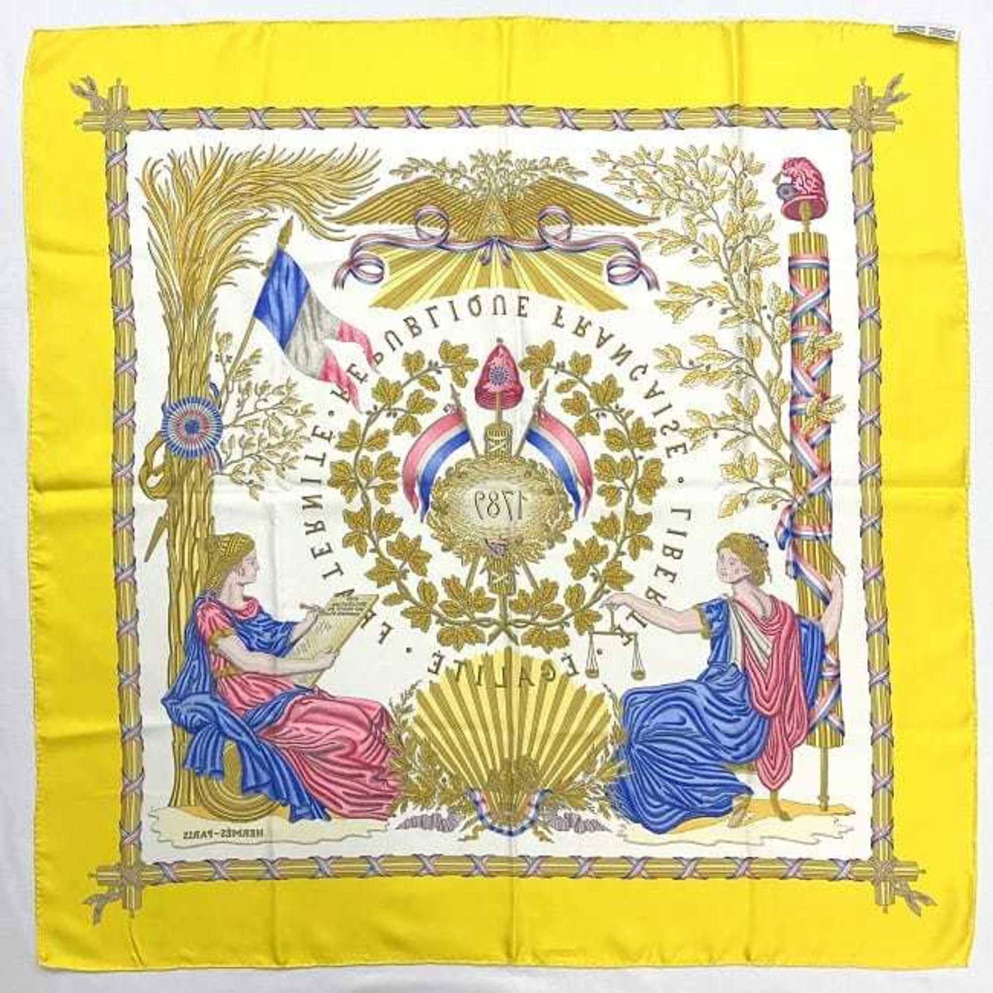 Hermes Muffler Carre 90 Yellow White 1789 In Commemoration of the French Revolution Large Size 100% Silk HERMES LIBERTE EGALITE FRATERNITE REPUBLIQUE FRANCAISE Ladies