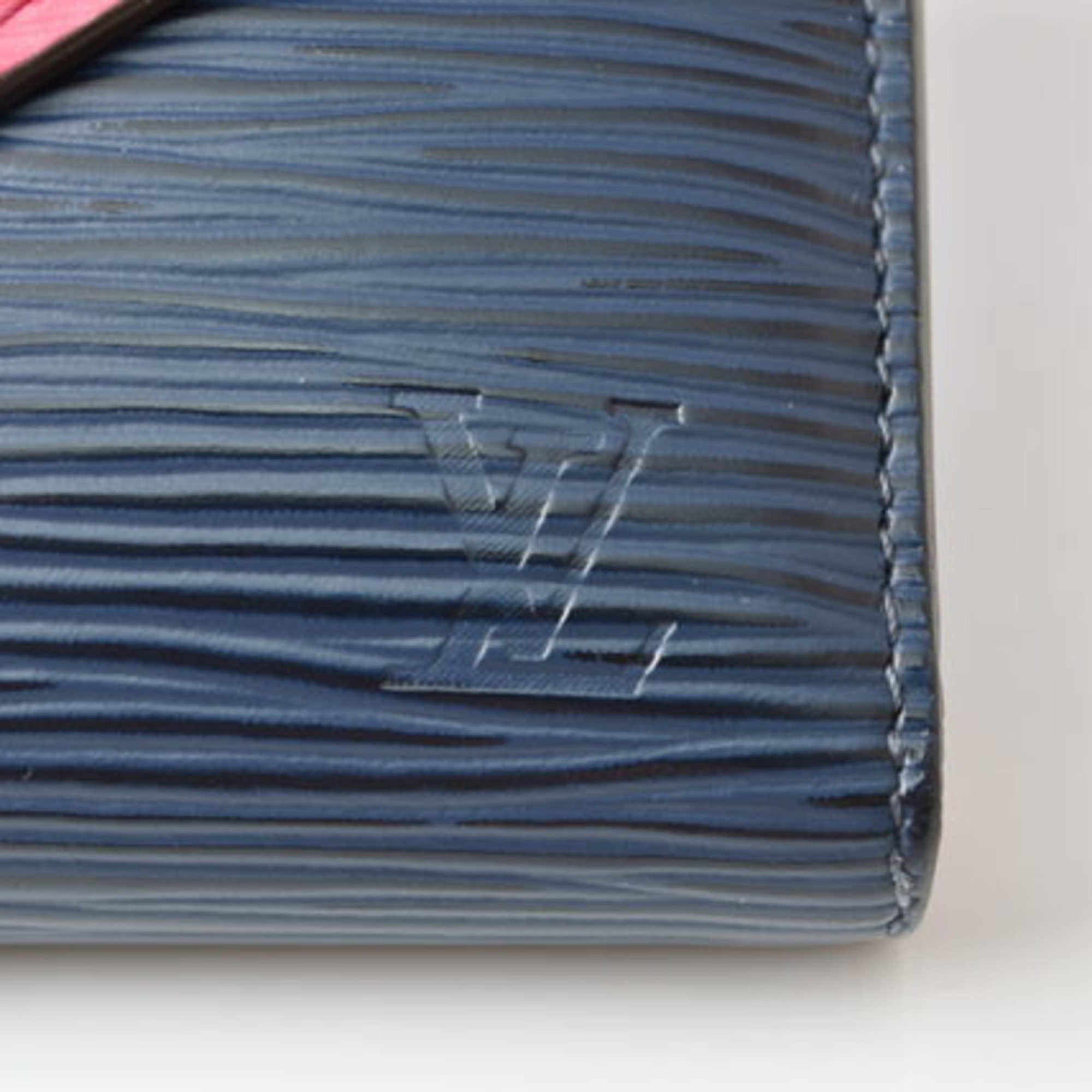 LOUIS VUITTON Wallet Tri-fold Portefeuille Victorine Epi Andigo Blue M62204