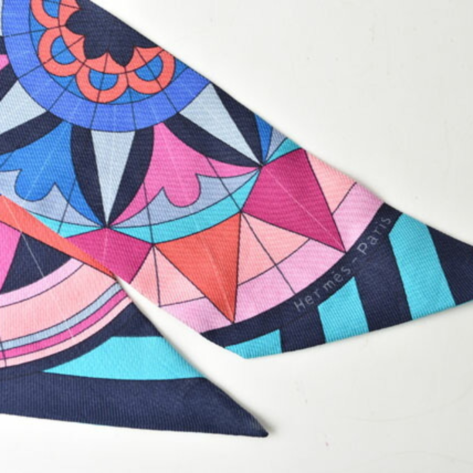 Hermes Twilly Scarf Muffler HERMES Silk Twill Pink Red Blue Multi