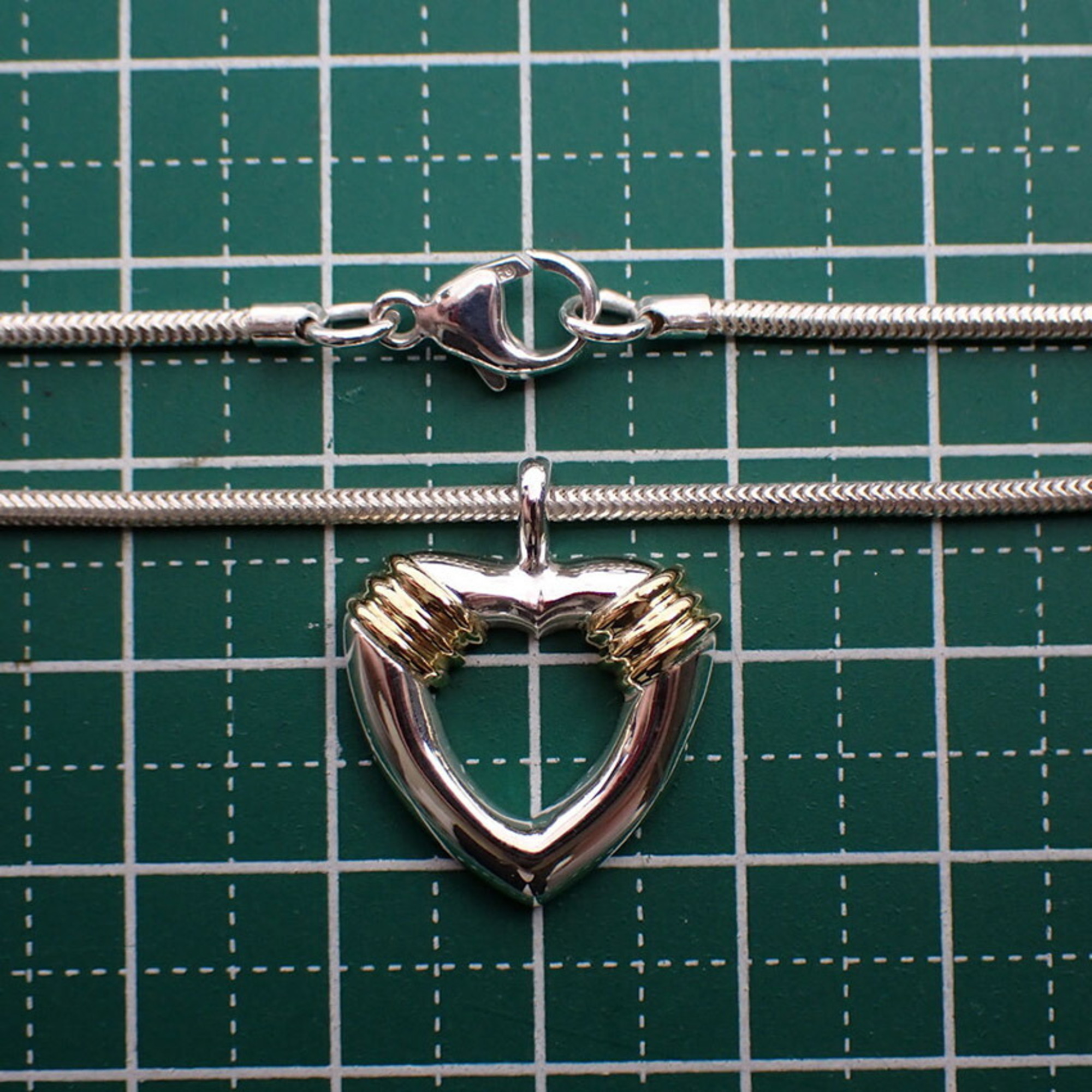 TIFFANY 925 750 combination heart & coil pendant