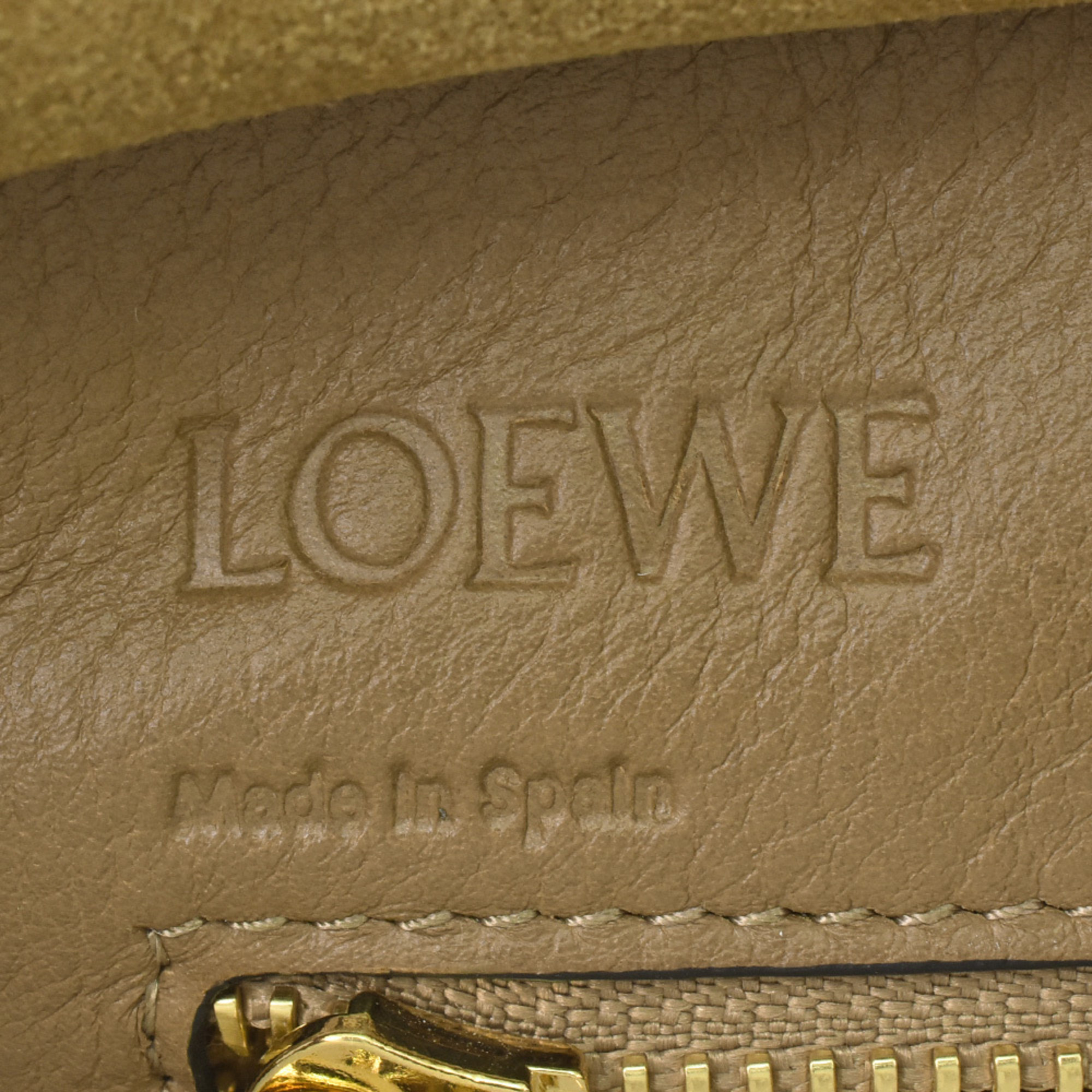 LOEWE Amazona 28 Anagram Handbag Boston Leather Beige