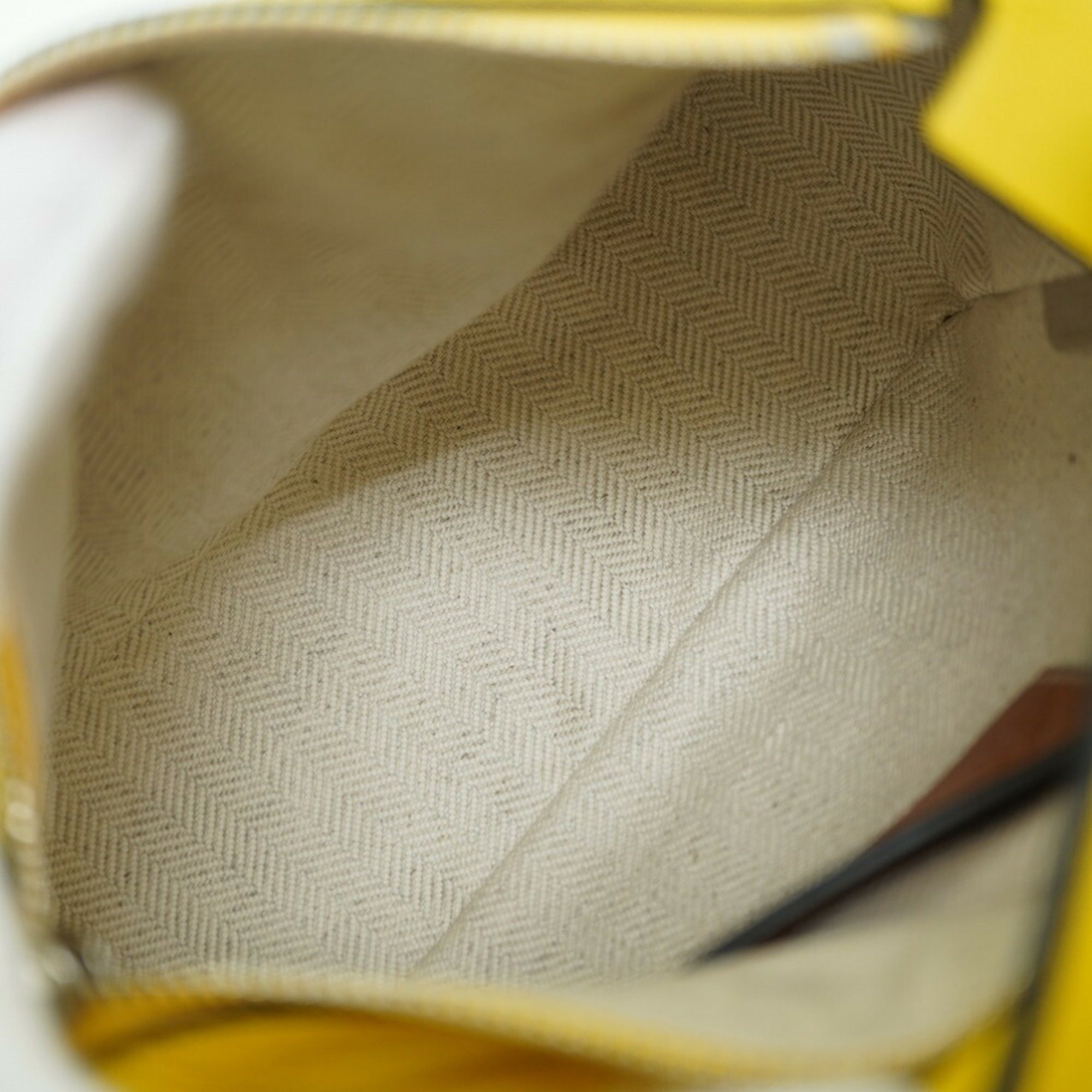 LOEWE Ghibli My Neighbor Totoro Puzzle Bag Shoulder Handbag Leather Yellow 0041LOEWE with Strap