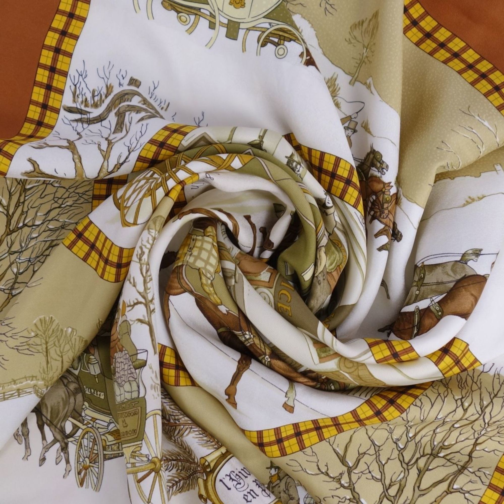 HERMES Scarf Muffler Carre90 LHIVER EN POSTE Mail Coach 100% Silk Ladies Multi Color