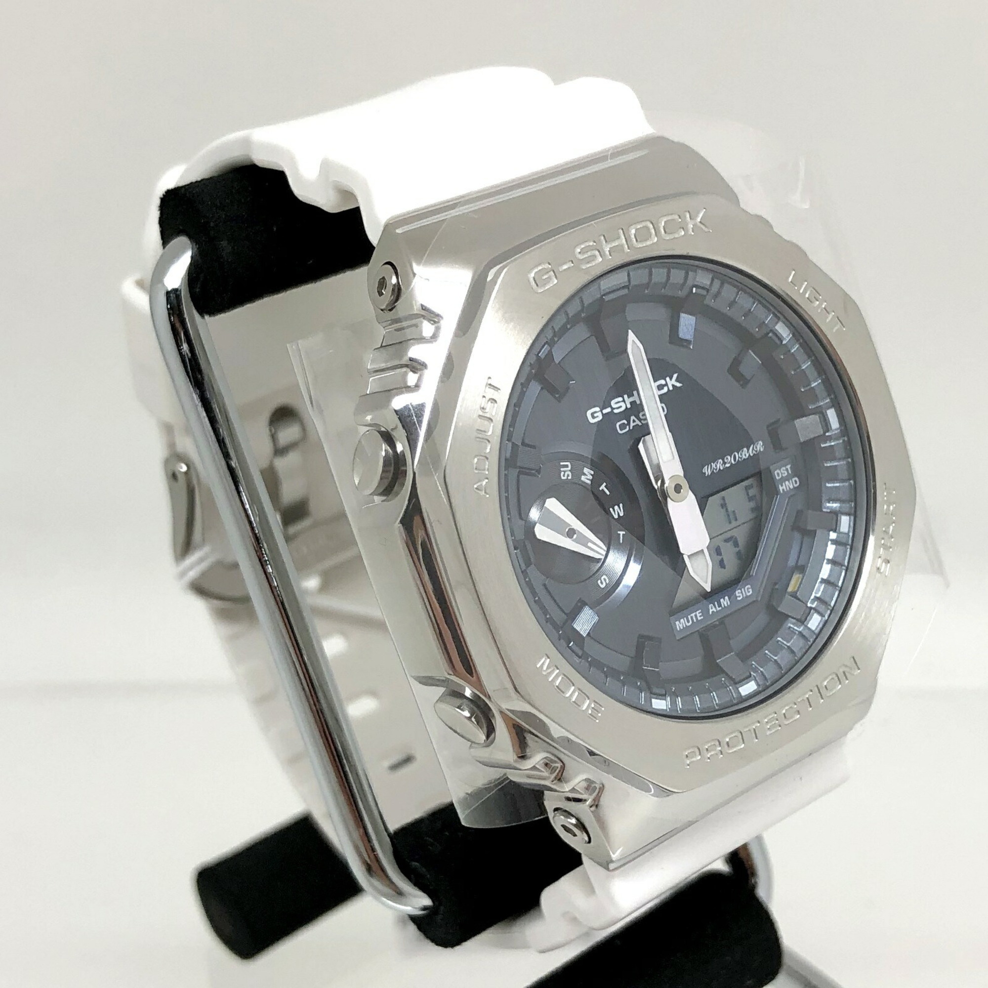 CASIO Casio G-SHOCK Watch GM-2100WS-7AJF Precious Heart 2023 Sparkle Oak Metal Covered Ana-Digi Digi Ana Quartz Silver White Octagon Men's ITCUG6VEZ54M
