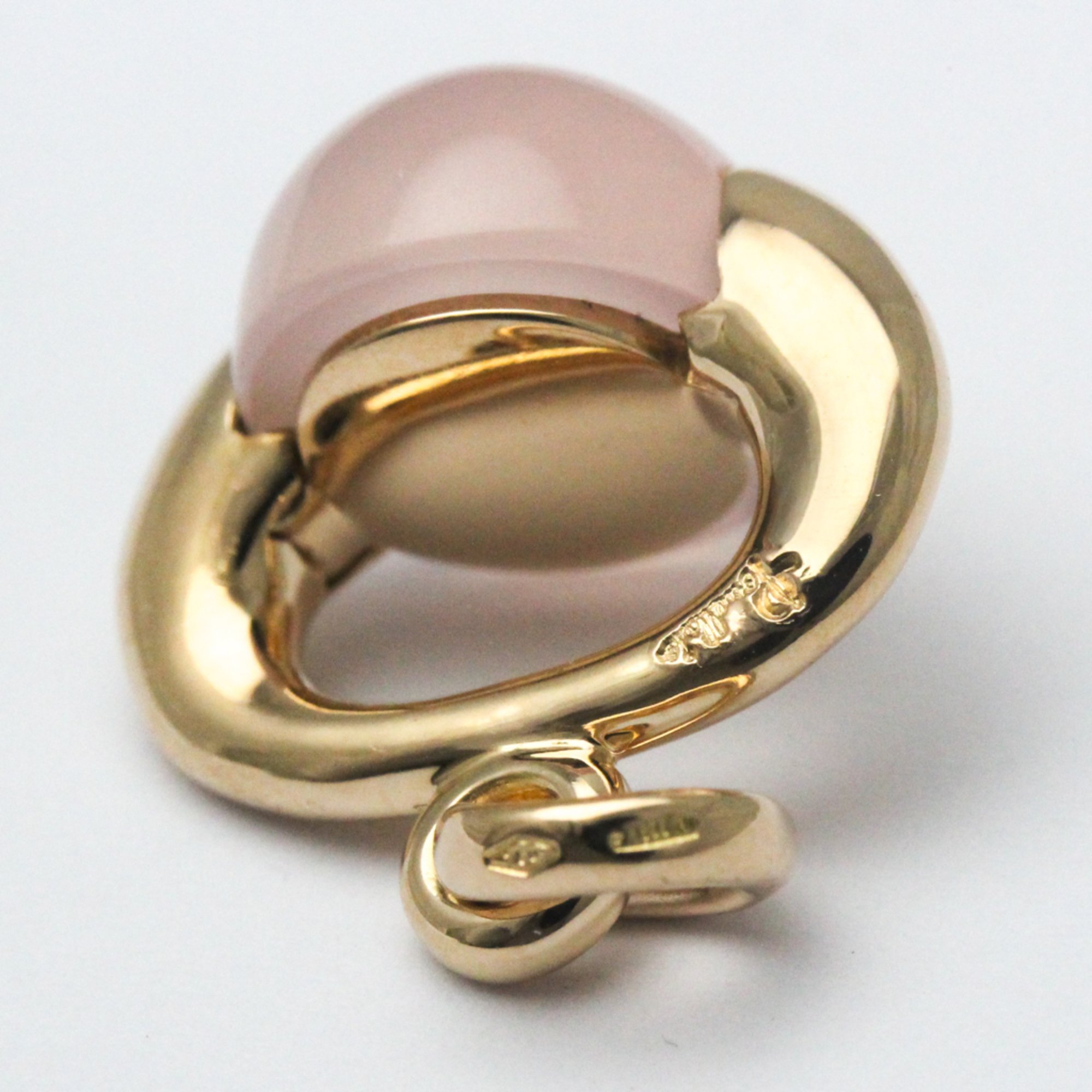 Pomellato Luna Charm Pink Gold (18K) Rose Quartz Women,Men Fashion Pendant Necklace (Pink Gold)