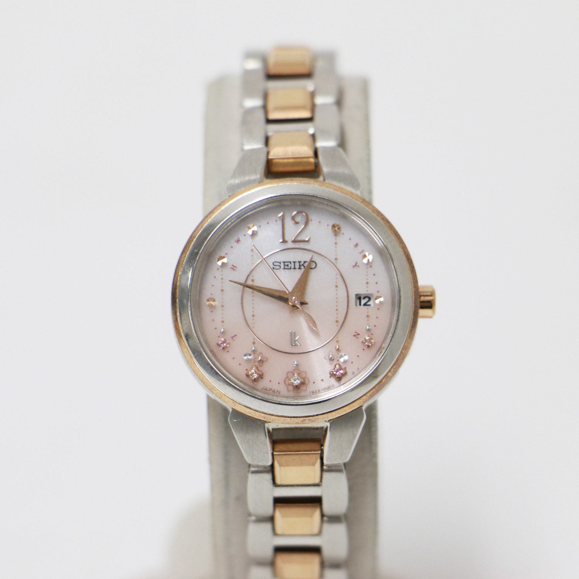 SEIKO Watch Silver Pink Gold LUKIA 2020 Christmas Limited Solar Radio Stainless Steel Basic Feminine Elegant