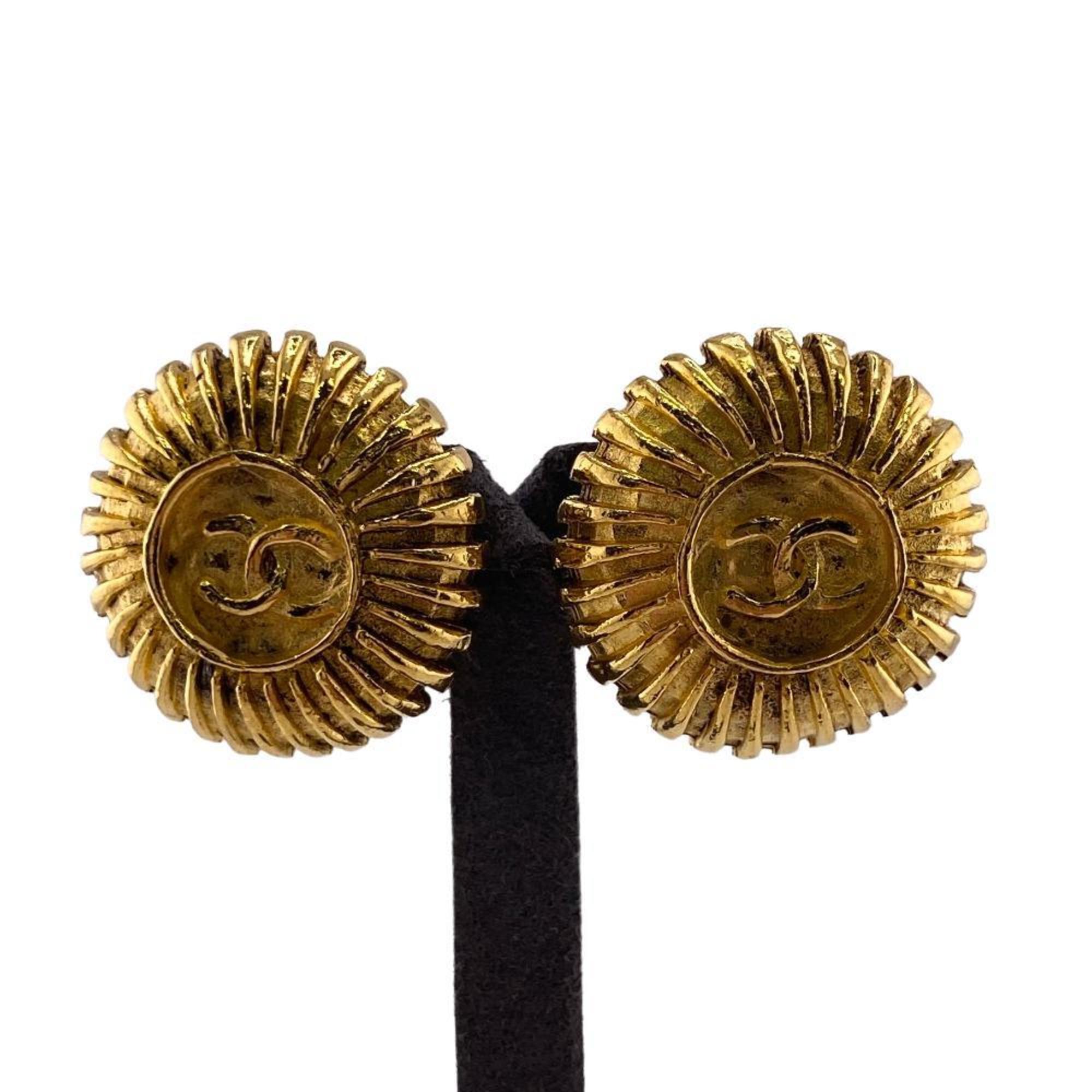 CHANEL Chanel earrings gold ladies