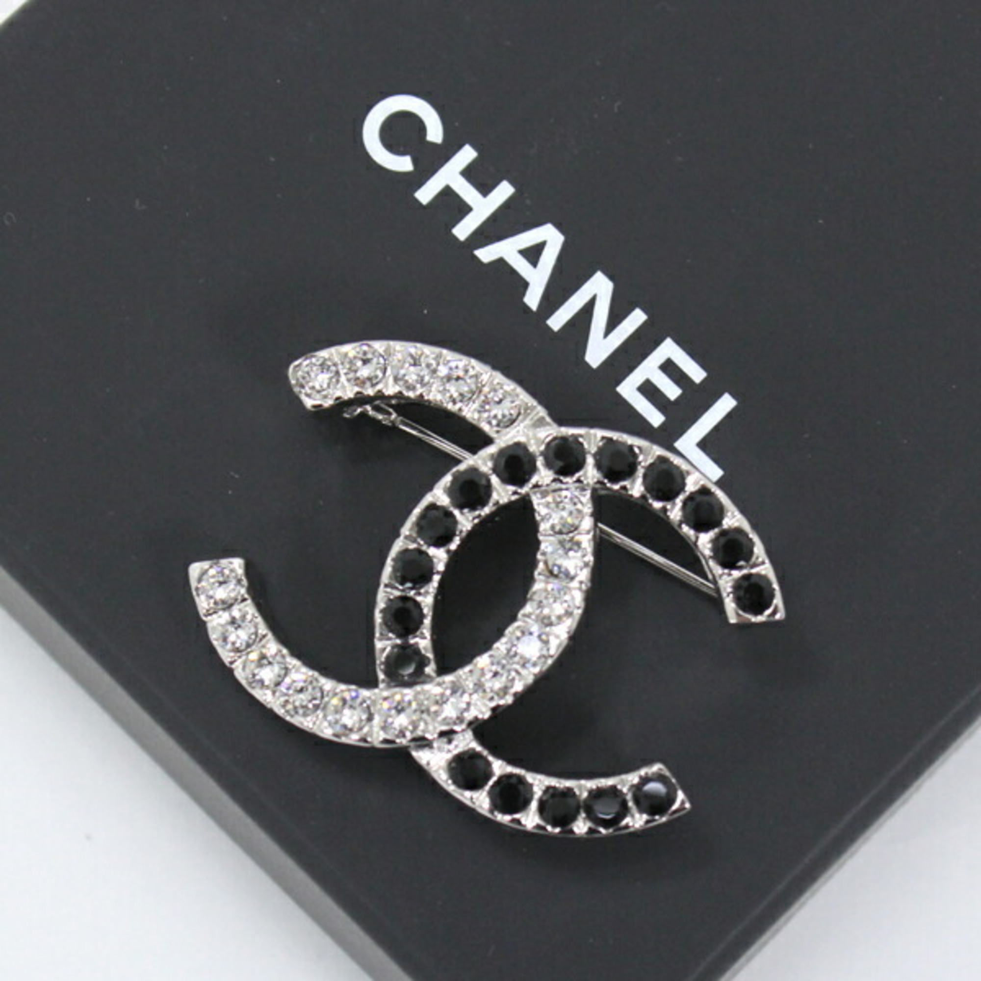 CHANEL Brooch Rhinestone Silver Black CC Coco Mark B23 Box Women's 