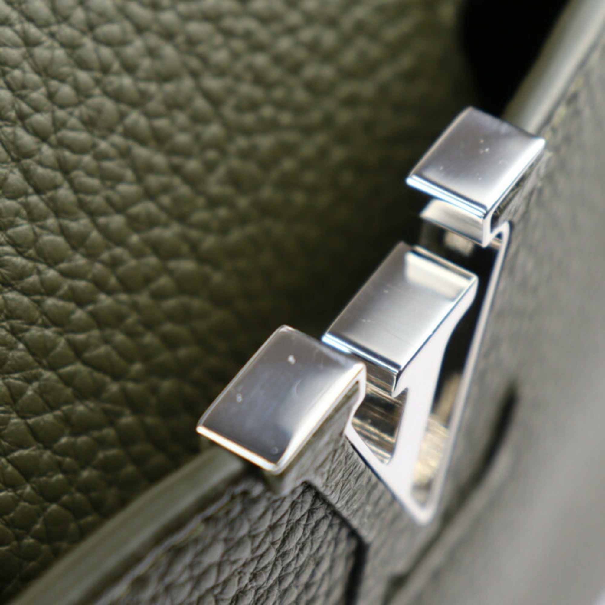 LOUIS VUITTON Capucines BB Handbag M57227 Taurillon Leather Khaki Olive Green Silver Hardware 2WAY Shoulder Bag Vuitton