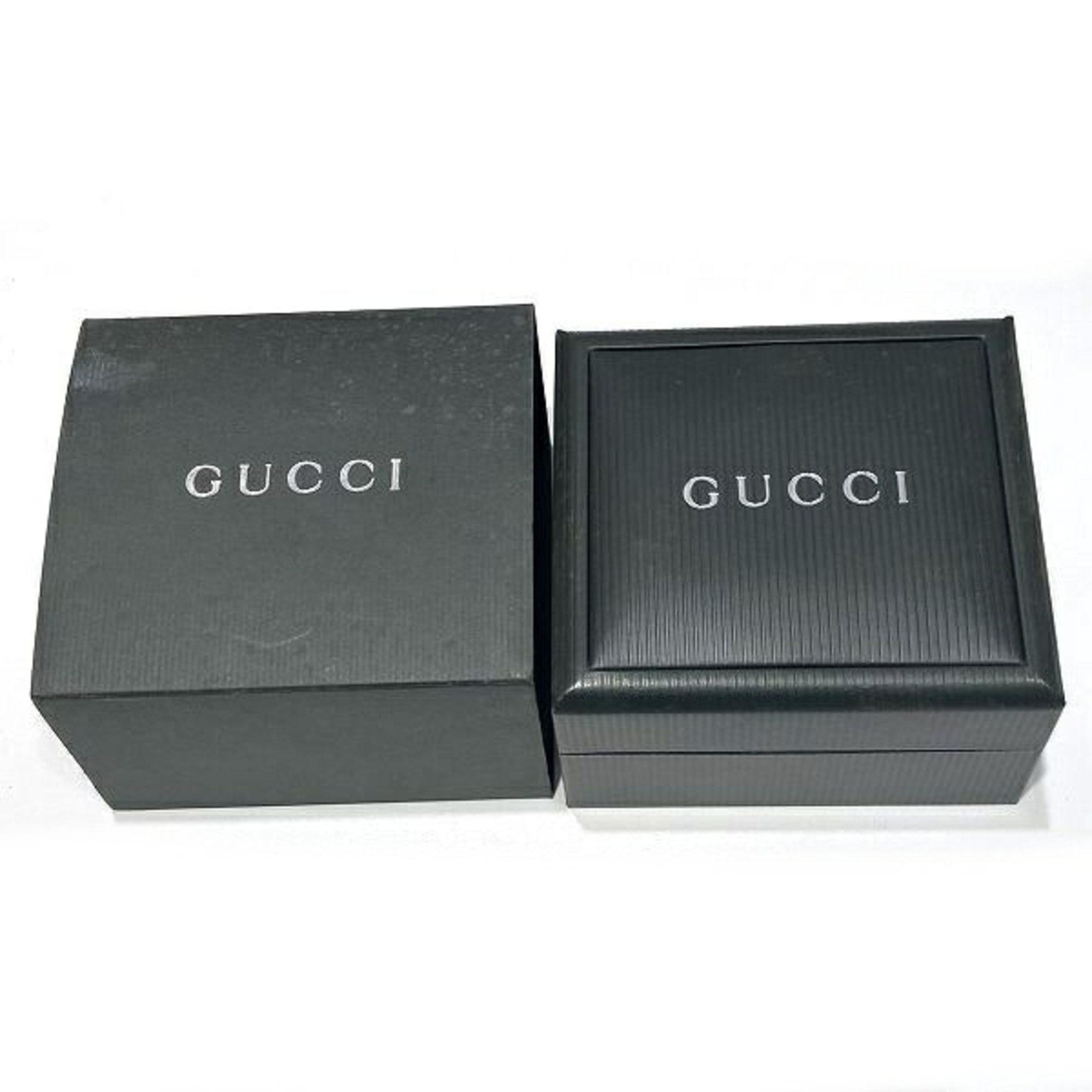 GUCCI 1500 quartz black dial watch ladies