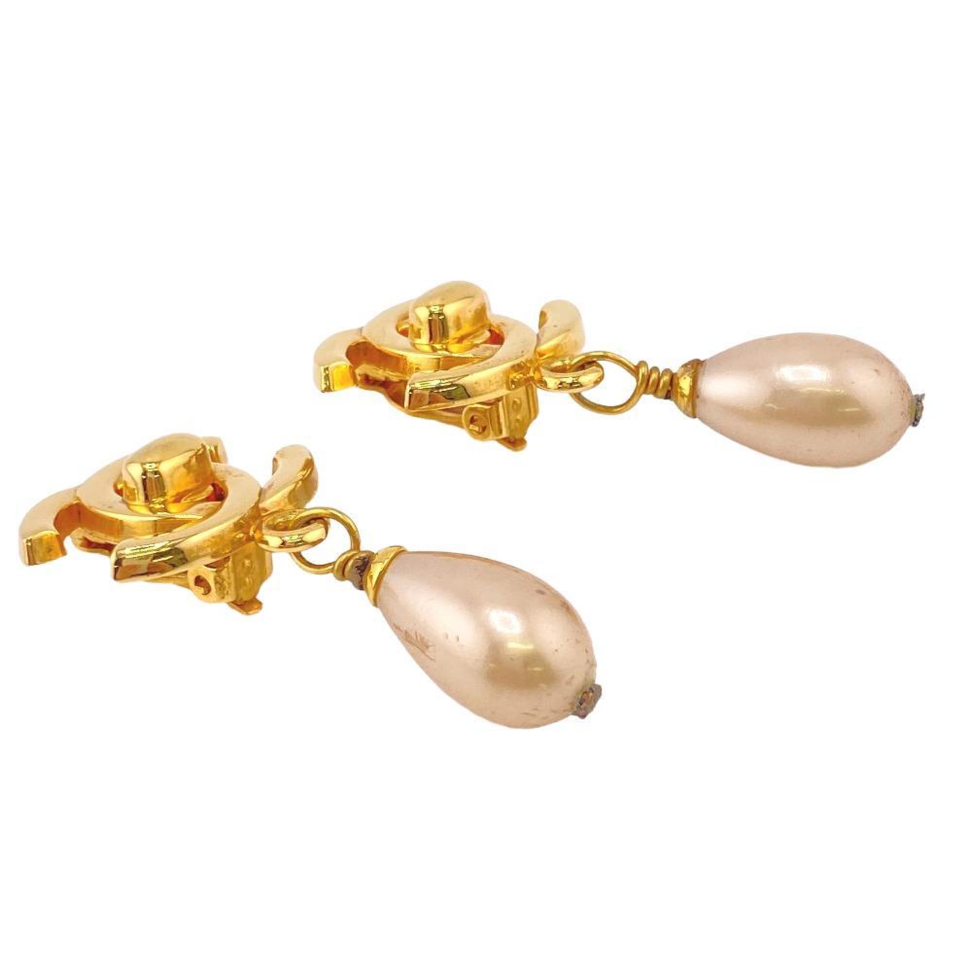 CHANEL Fake Pearl 95P Coco Mark Earrings Gold Women's Z0005136