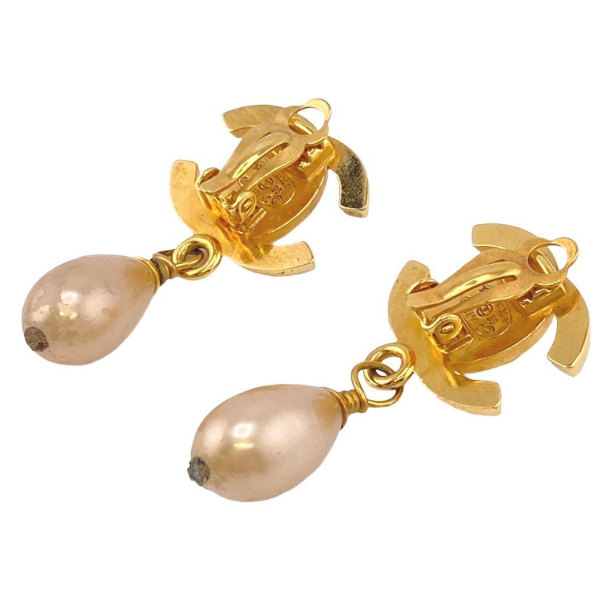 CHANEL Fake Pearl 95P Coco Mark Earrings Gold Women's Z0005136