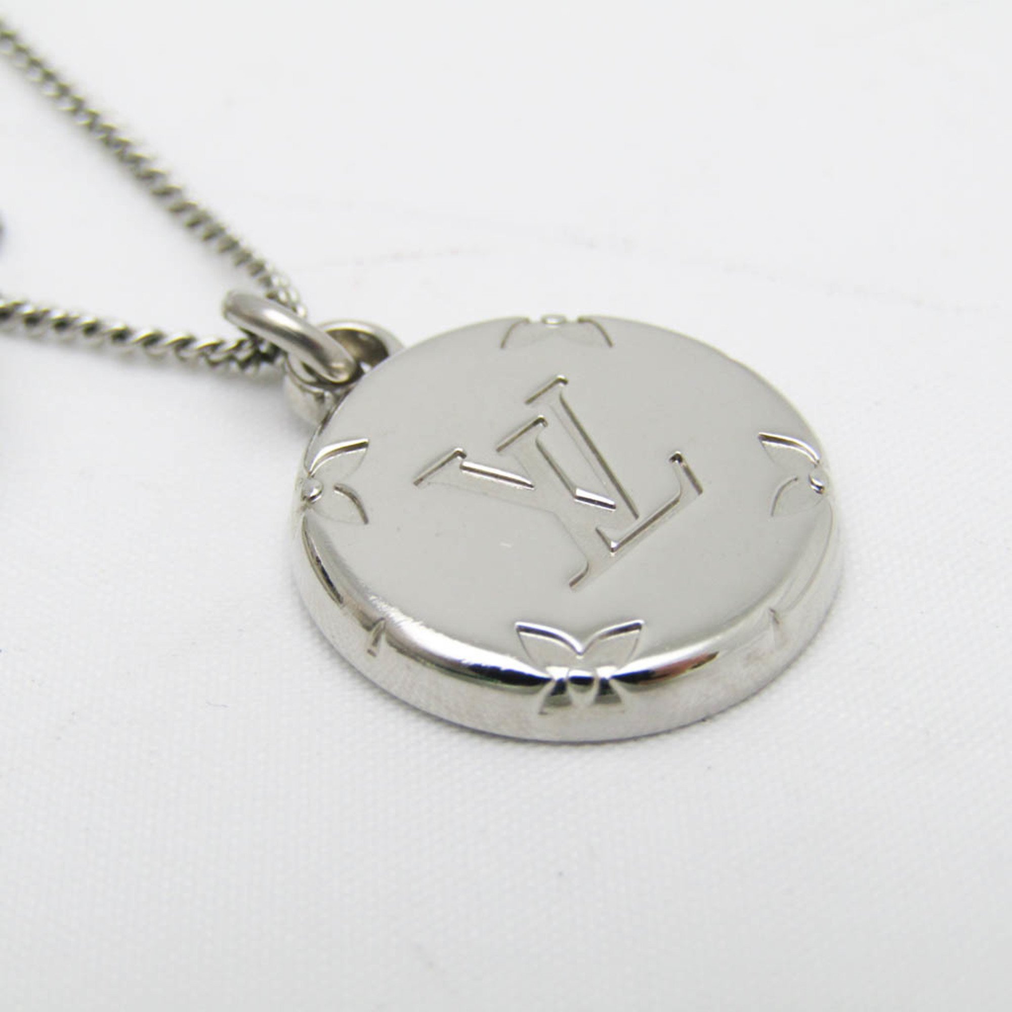 Louis Vuitton Ring Necklace Monogram Monogram Pattern Necklace M62485 Metal Women's Pendant Necklace (Silver)