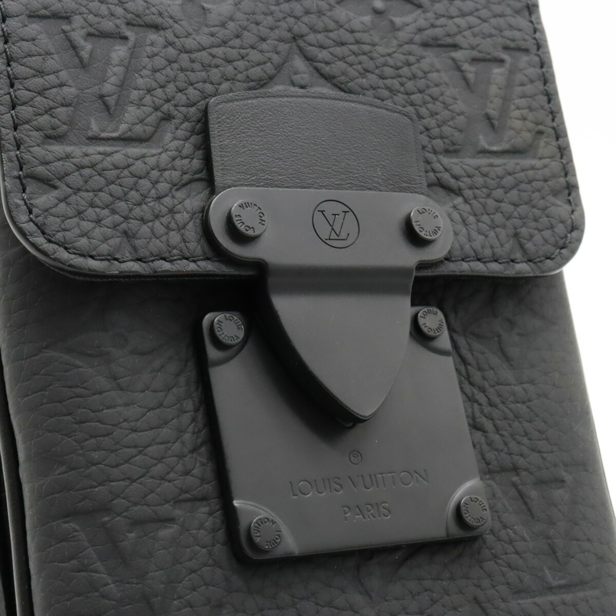 LOUIS VUITTON Monogram Taurillon S Rock Vertical Wearable Wallet Shoulder Bag Noir Black M81524