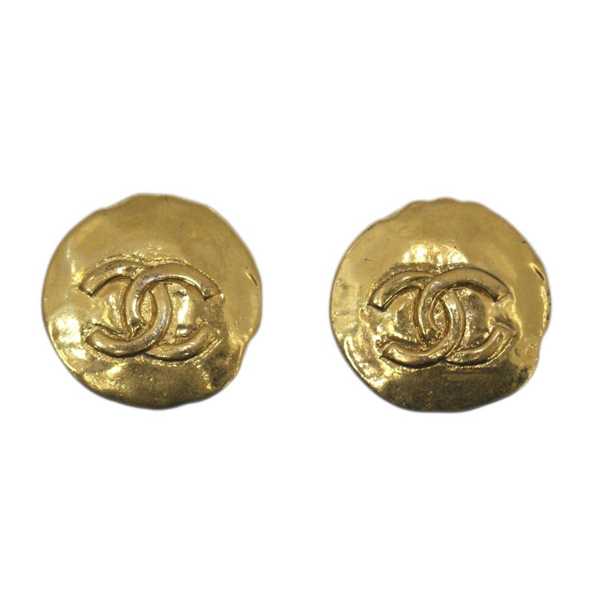 CHANEL Cocomark earrings gold