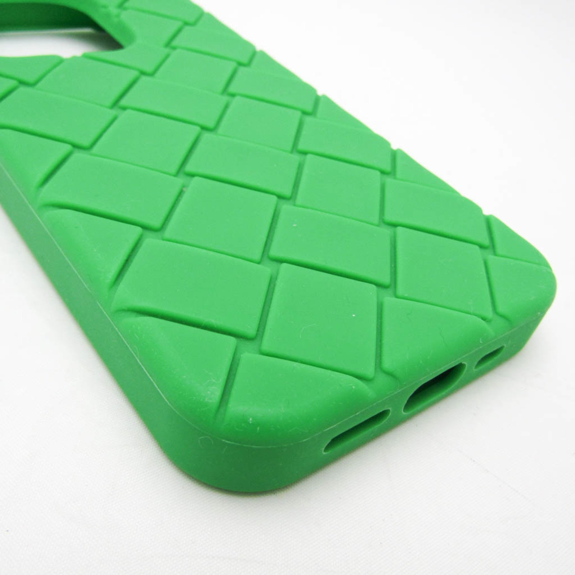 Bottega Veneta Intrecciato Rubber Phone Bumper Green iPhone 13 PRO