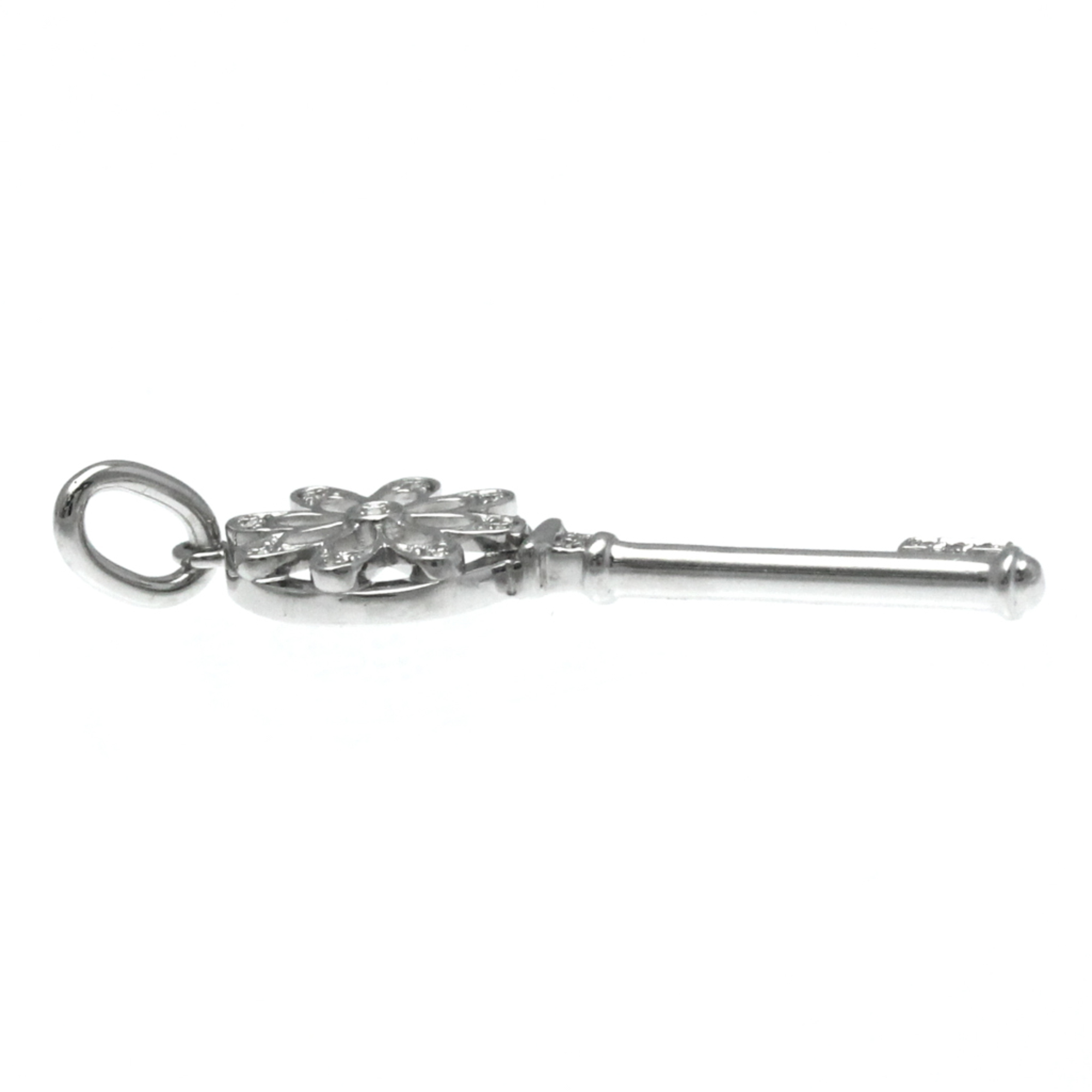 Tiffany Floral Key Charm White Gold (18K) Diamond Men,Women Fashion Pendant Necklace (Silver)