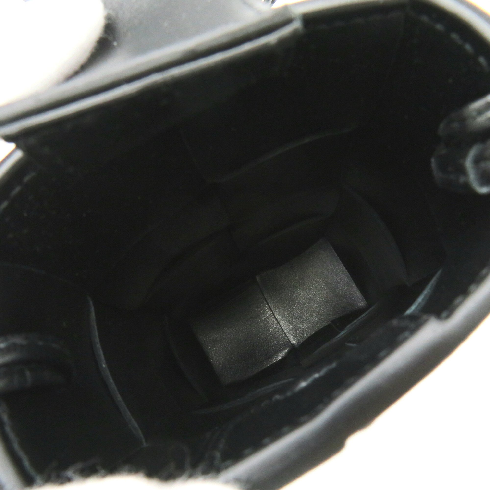 BOTTEGA VENETA Cassette mini crossbody bag Black Calfskin (cowhide) 730541VCQC48425