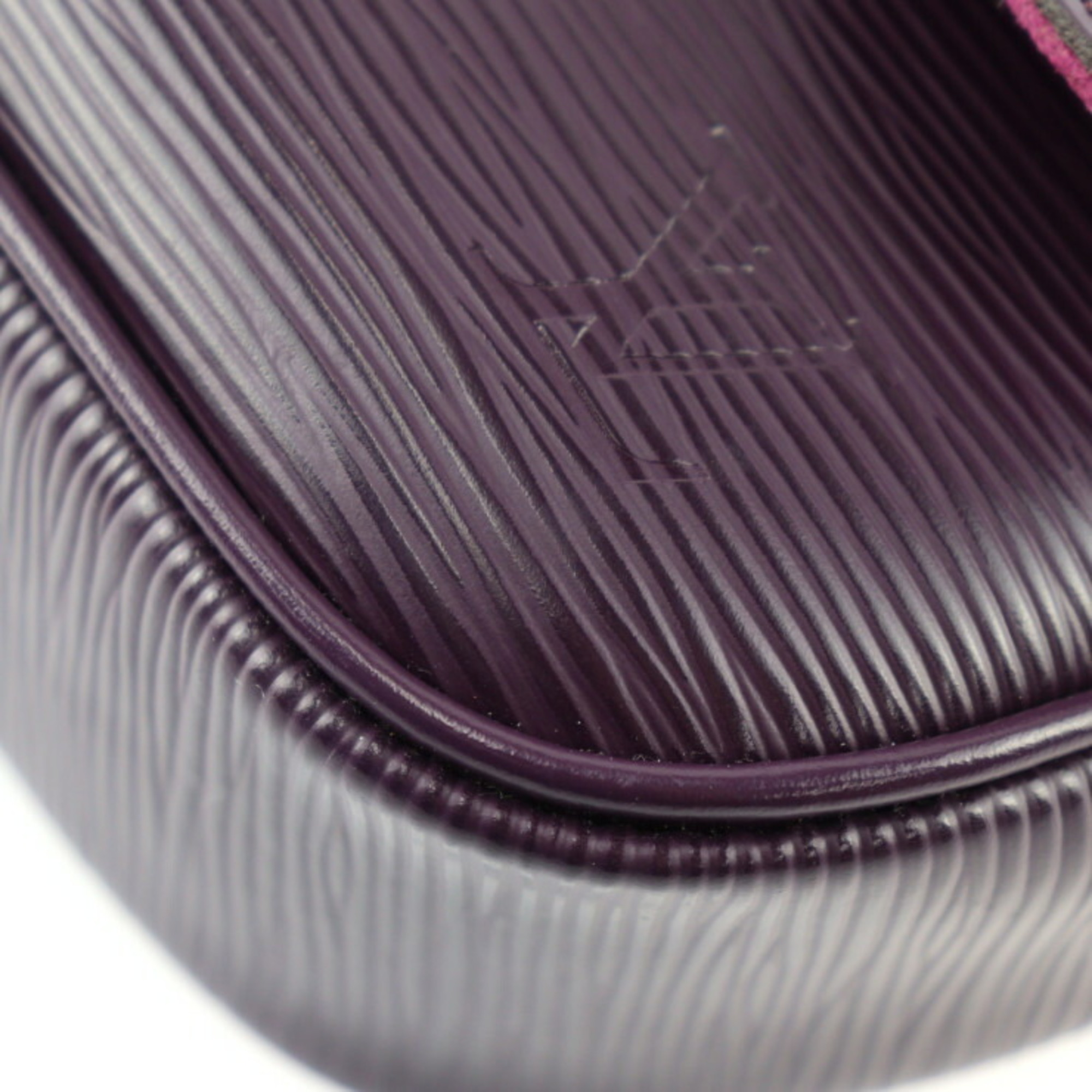 LOUIS VUITTON Louis Vuitton Pochette Montaigne Shoulder Bag M5929K Epi Leather Calf Cassis Clutch