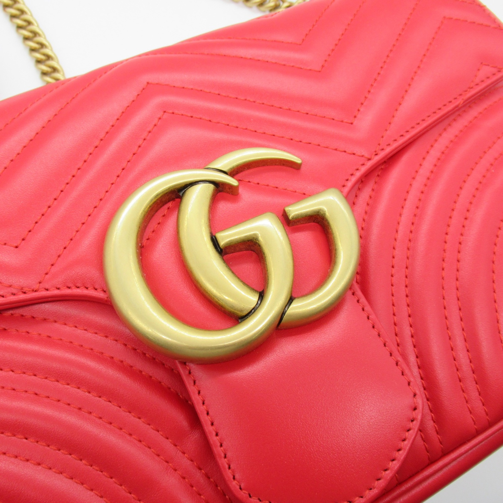 GUCCI GG Marmont Medium Shoulder Bag Red leather 443496AABZC6832