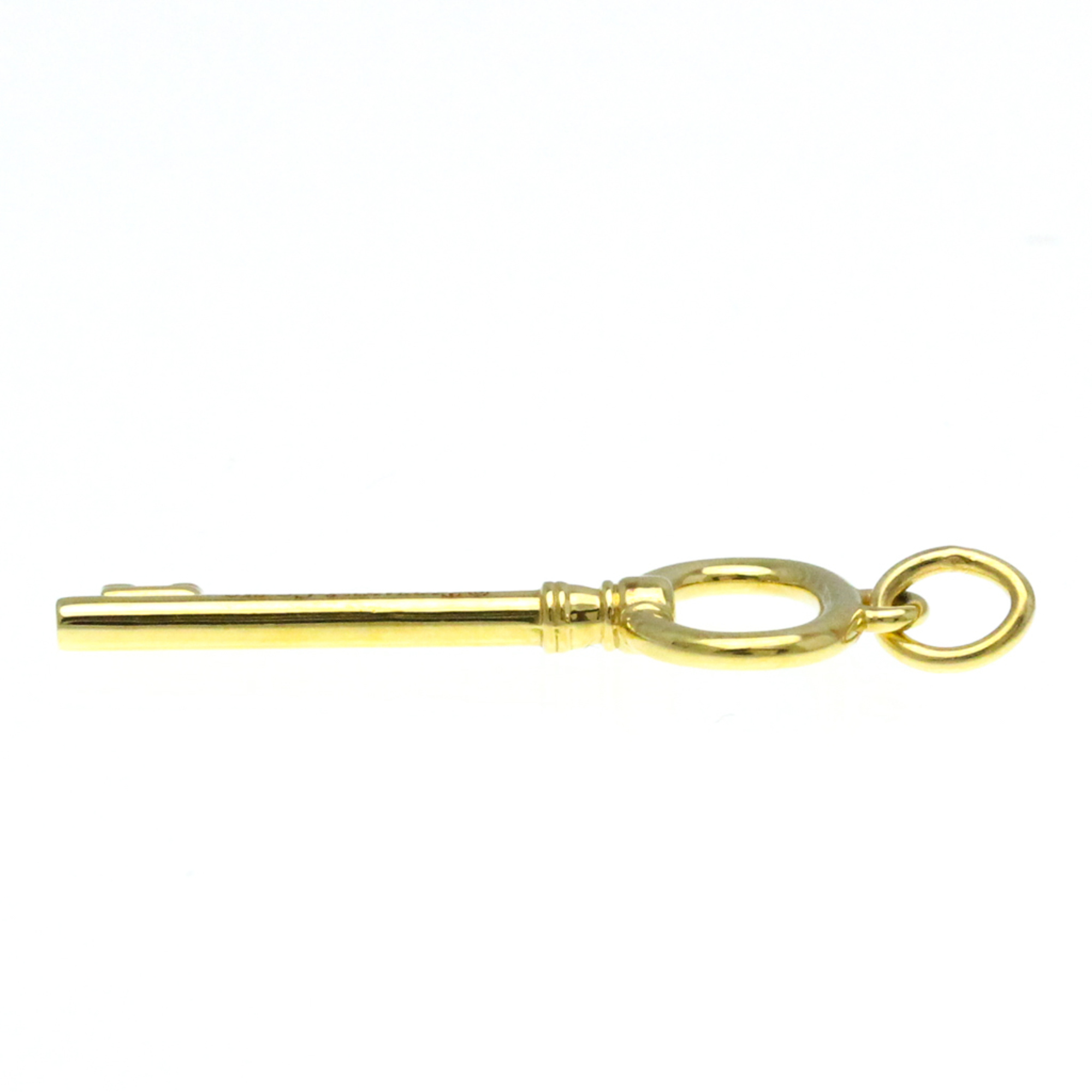 Tiffany Oval Key Charm Yellow Gold (18K) No Stone Women's Fashion Pendant Necklace (Gold)