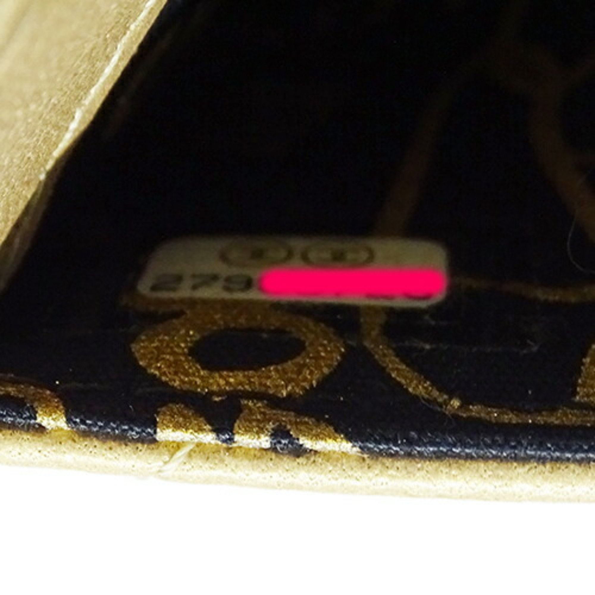 CHANEL Card Case Ladies Brand Business Holder Lambskin Matelasse Gold Hardware Coco Mark