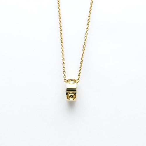 Louis Vuitton Empreinte Pendamt Necklace Yellow Gold Q93126 Yellow Gold (18K) No Stone Men,Women Fashion Pendant Necklace (Gold)
