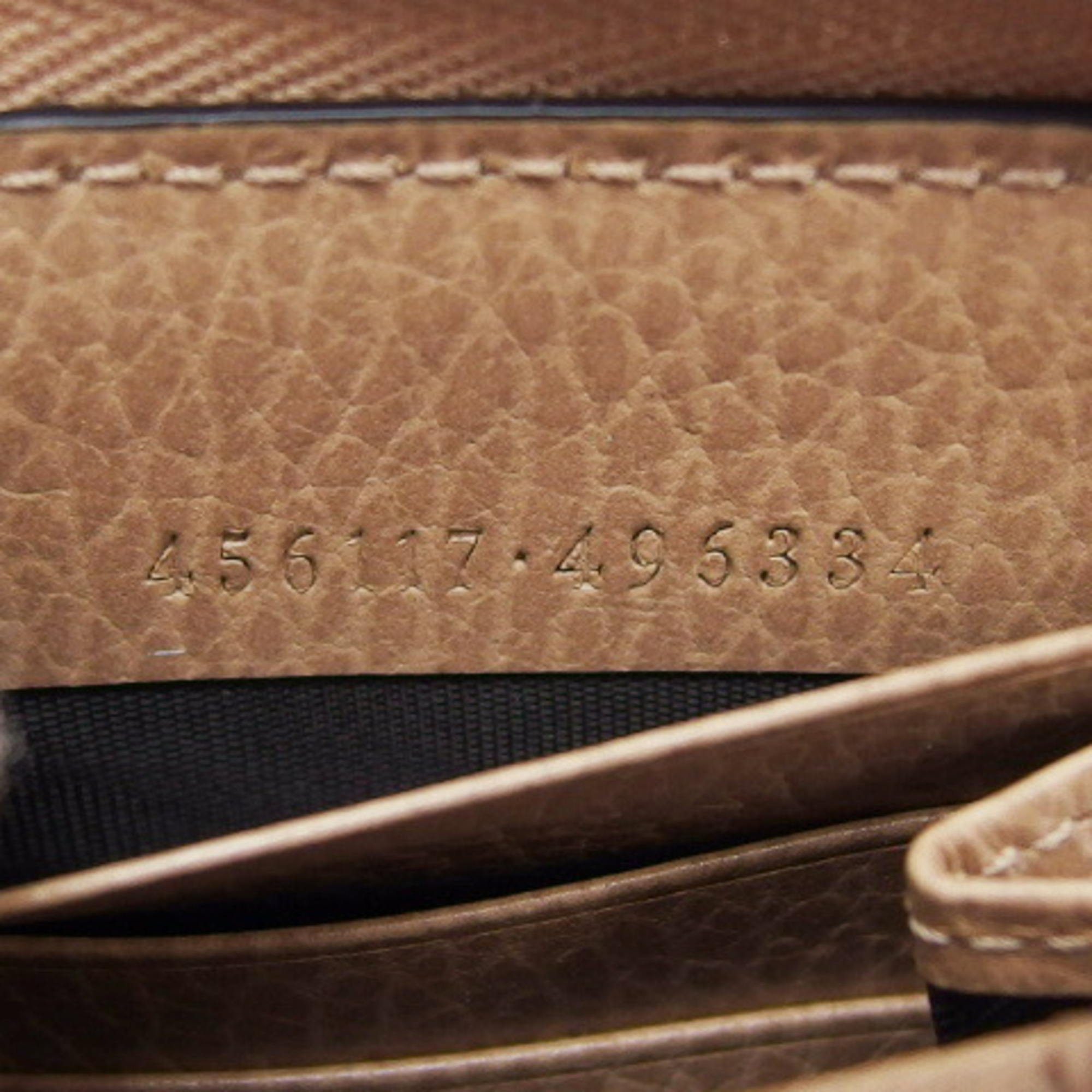 Gucci Petit Marmont Round Zip Wallet Beige 456117