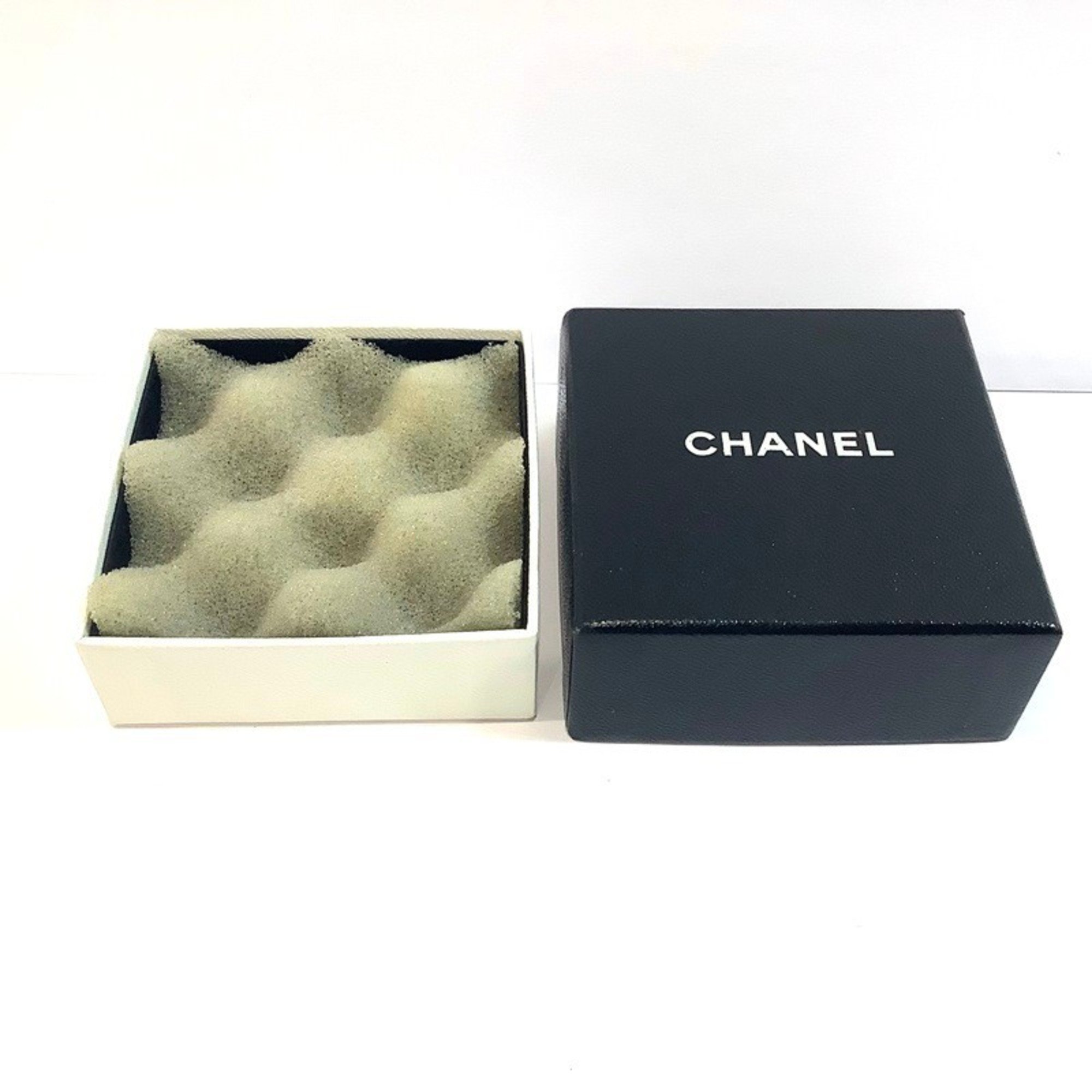 CHANEL Camellia Brooch P99 Gold Plated KB-8143