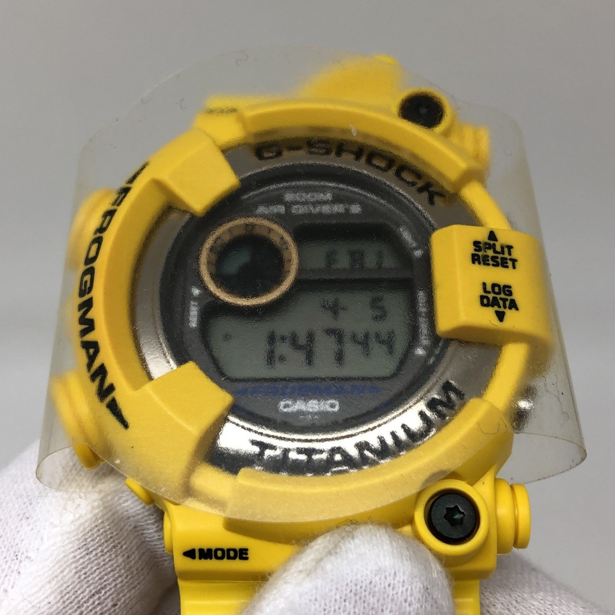 Casio G-Shock Quartz Men's Watch dw-8200ac-9t