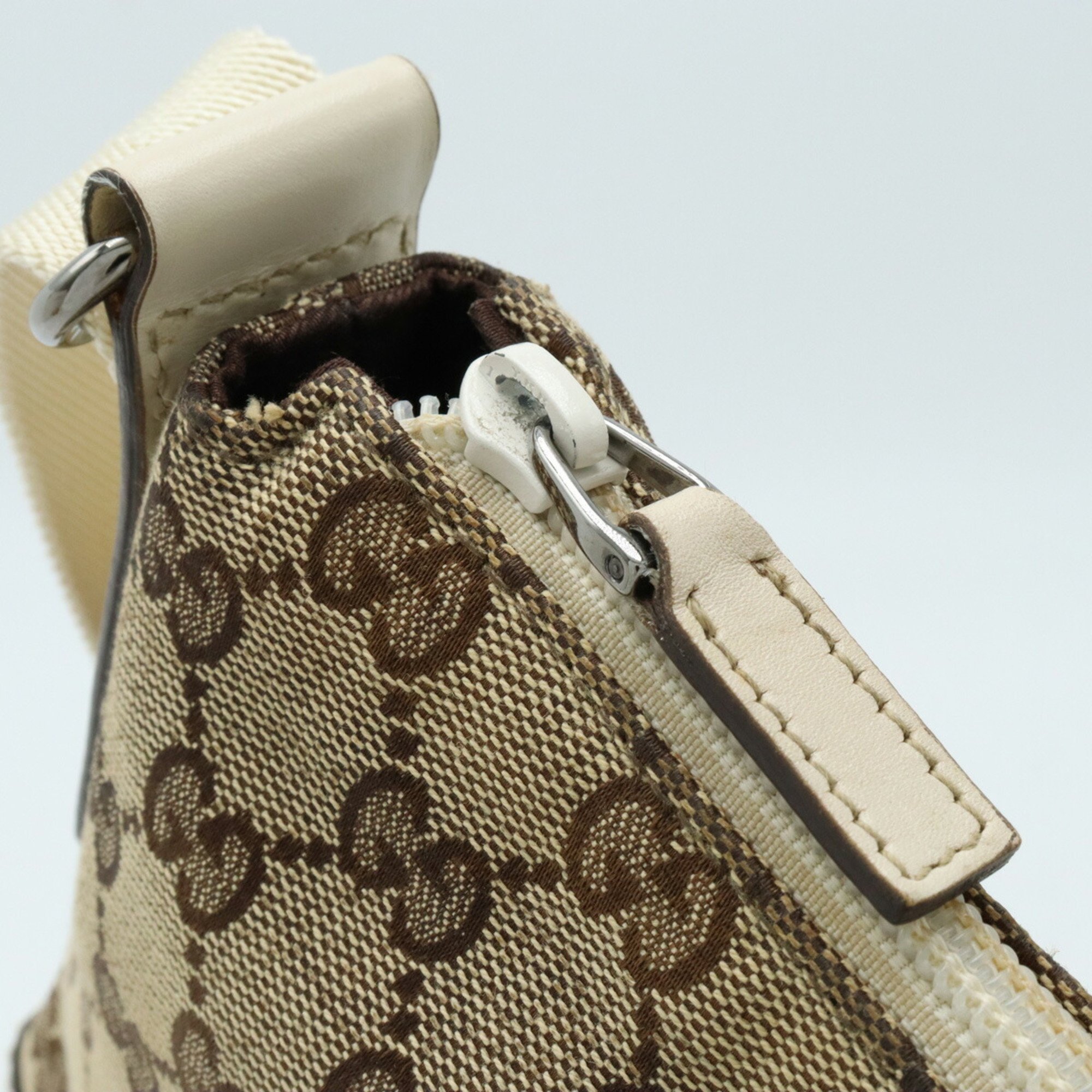 GUCCI GG canvas shoulder bag, pochette, leather, beige, ivory, 147671