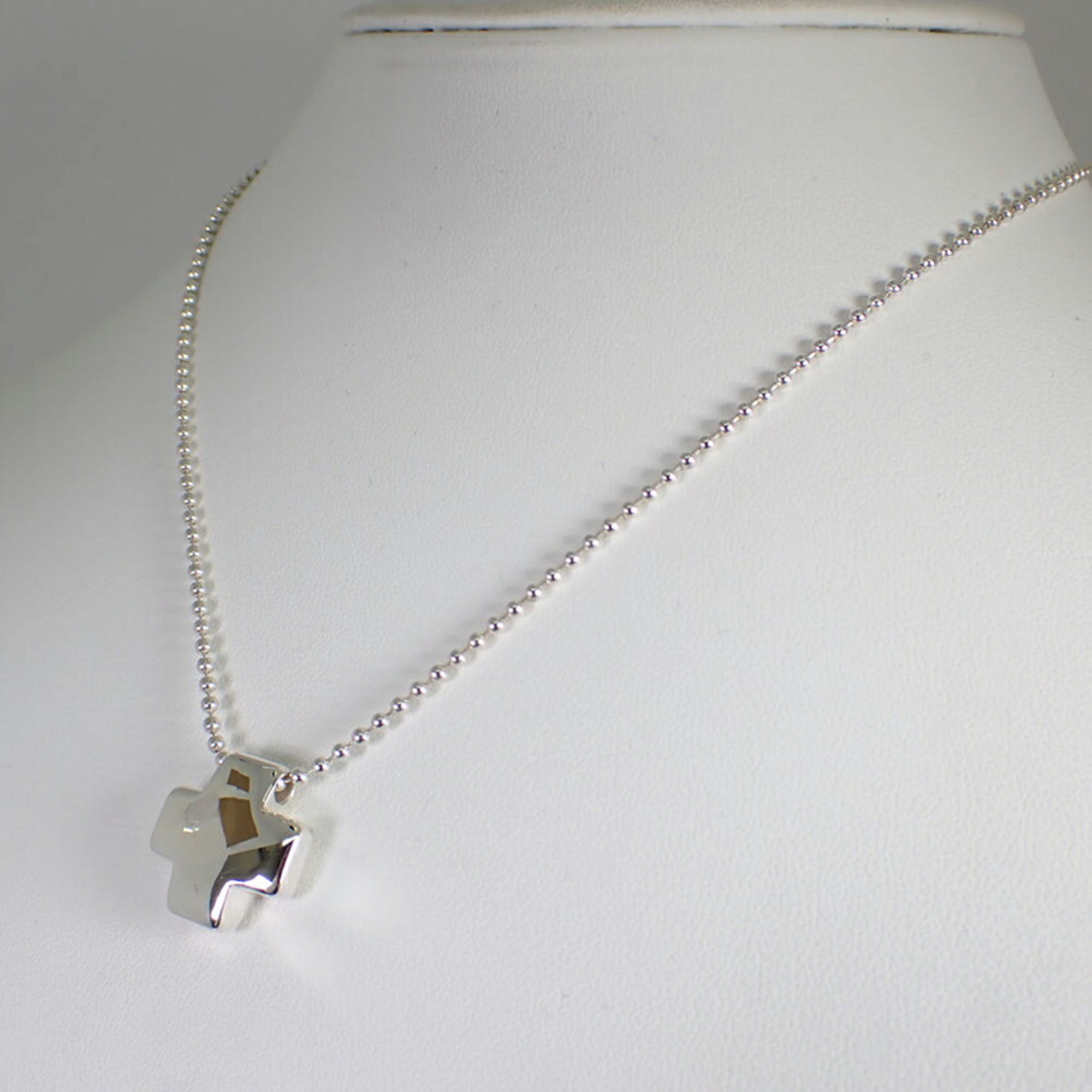 TIFFANY Tiffany 925 Roman Cross Pendant Necklace