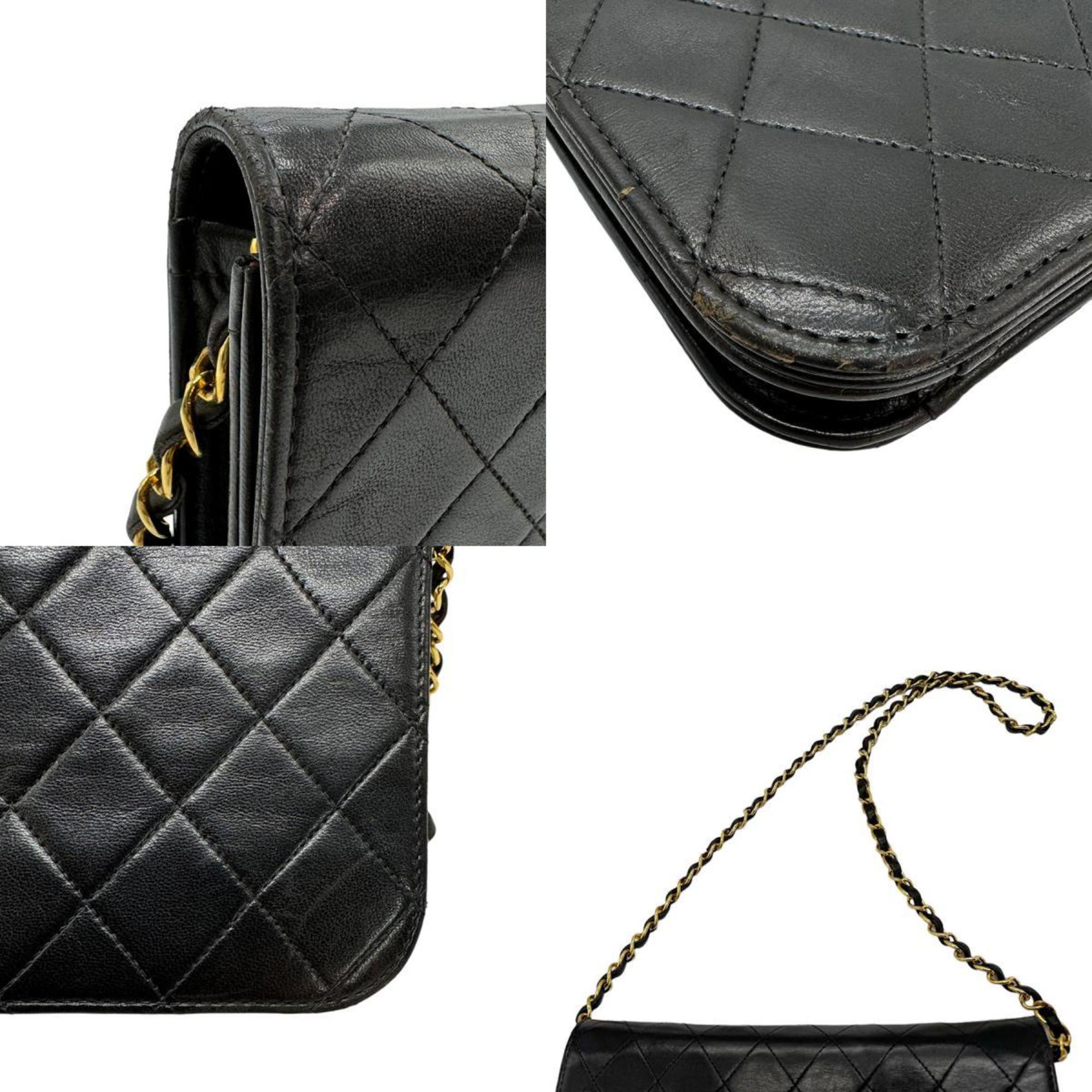 CHANEL Shoulder Bag Chain Matelasse Leather/Metal Black/Gold Women's z0609