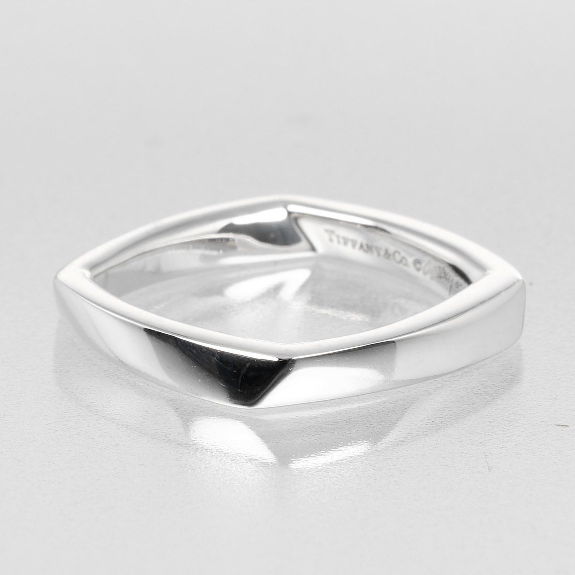 Tiffany & Co. Torque Frank Gehry size 8 ring, 925 silver, approx. 3.25g I132724009