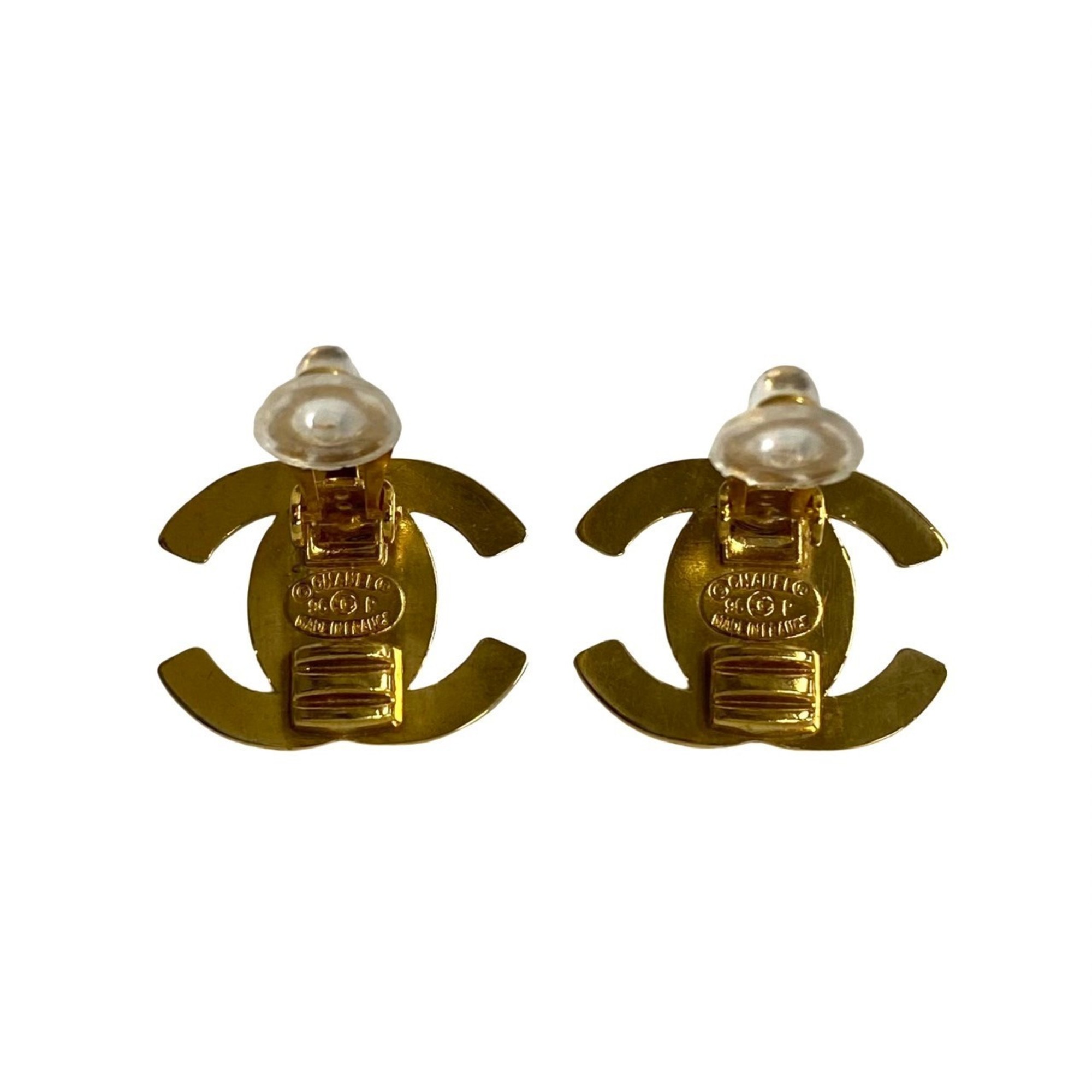 CHANEL 96P Coco Mark Turnlock Motif Earrings Gold 72416