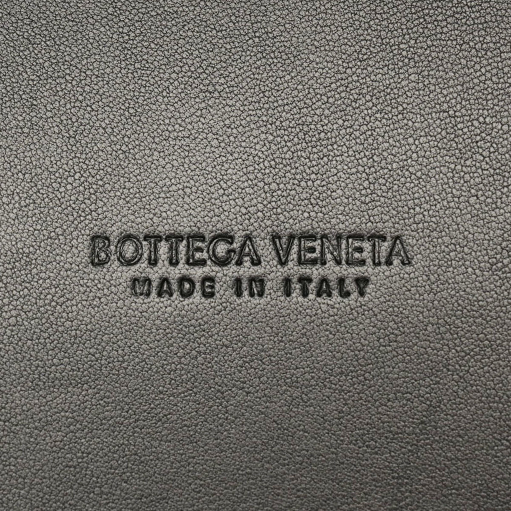 Bottega Veneta 730297 Unisex,Women Intrecciato Handbag,Pouch Black
