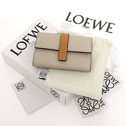 LOEWE Vertical Wallet Small Tri-fold Soft Grain Calf C660S86X01 Light Oat/Honey S