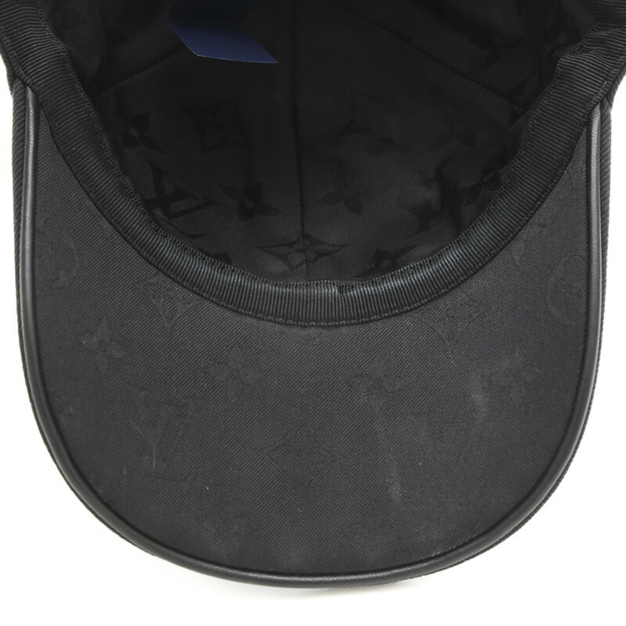 Louis Vuitton Cap LV Iconic Black M7050L