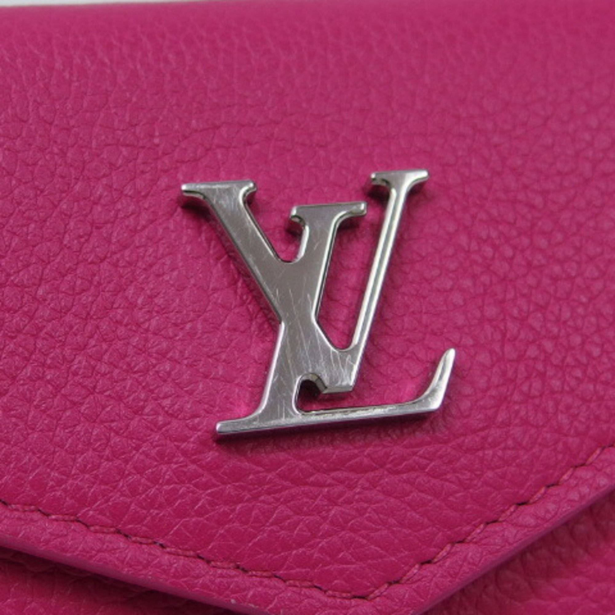 Louis Vuitton Portefeuille Lock Tri-fold Compact Wallet M81886