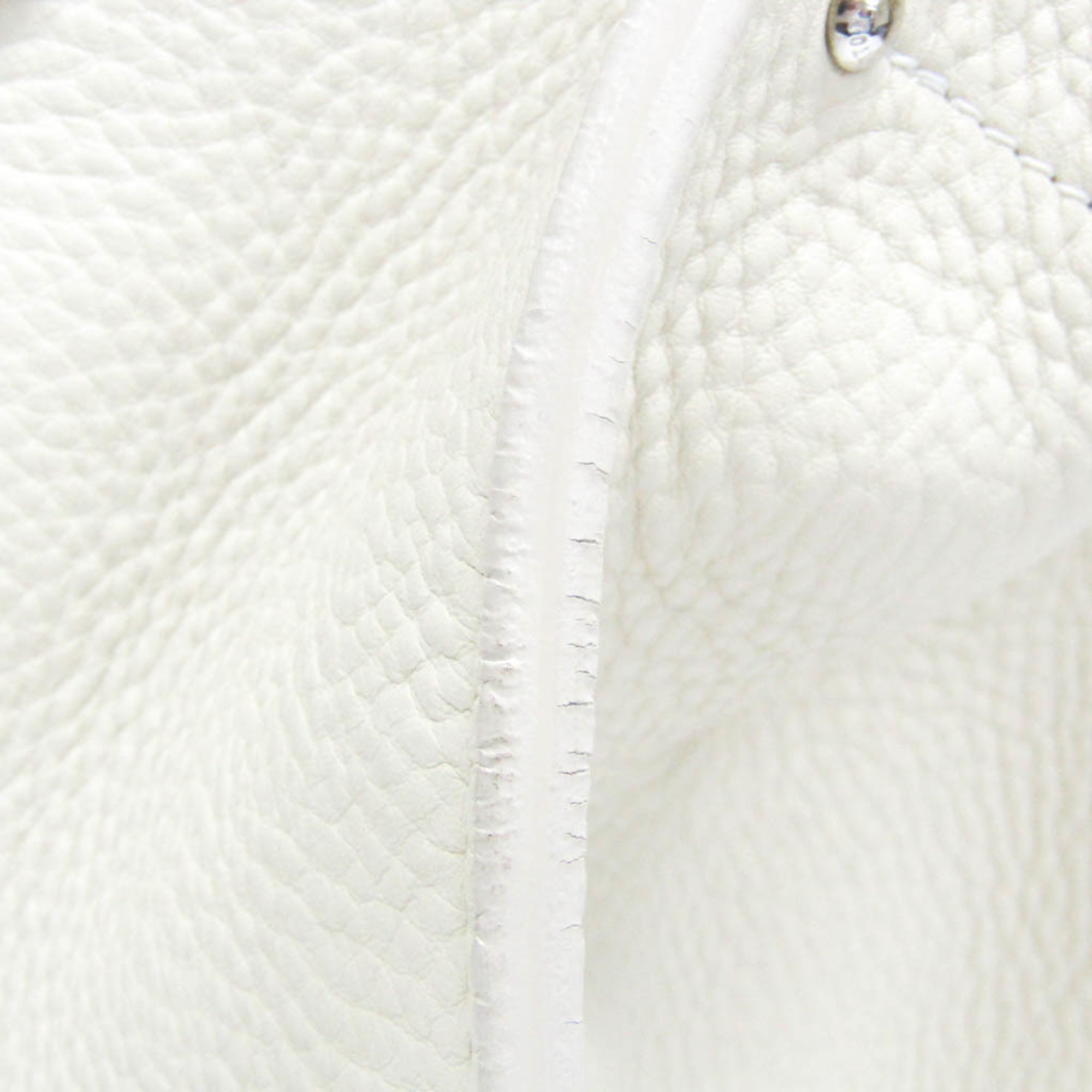 Louis Vuitton Taurillon Cabas Naxos M95887 Women's Handbag Blanc