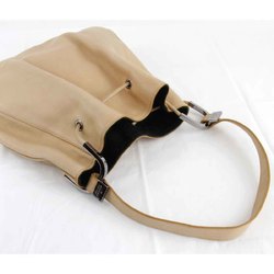 GUCCI 0013748 001998 Shoulder bag Leather Beige Women's