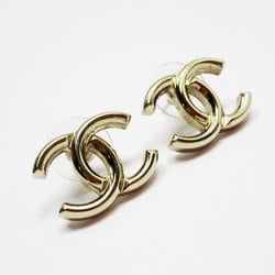 CHANEL Coco Mark Metal Light Gold Earrings for Women w0349i