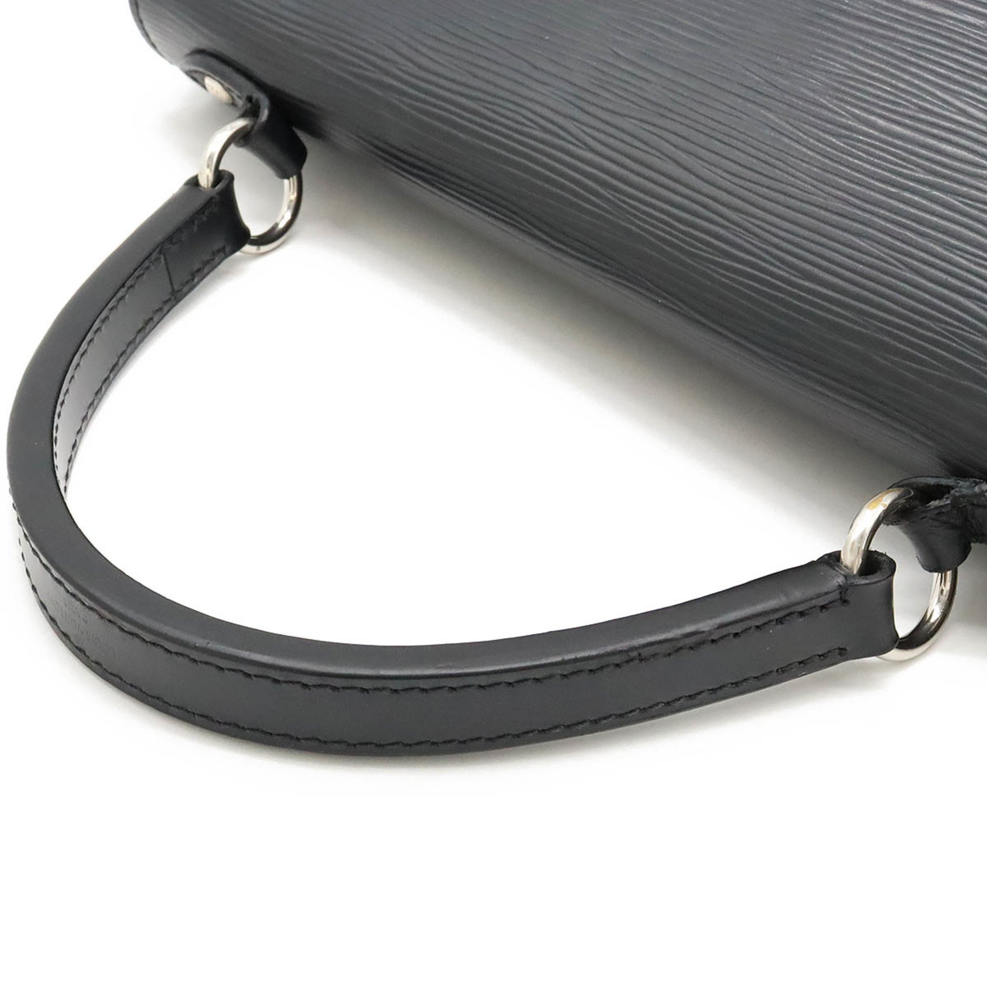 LOUIS VUITTON Epi Cluny MM Handbag Shoulder Bag Leather Noir Black M41302