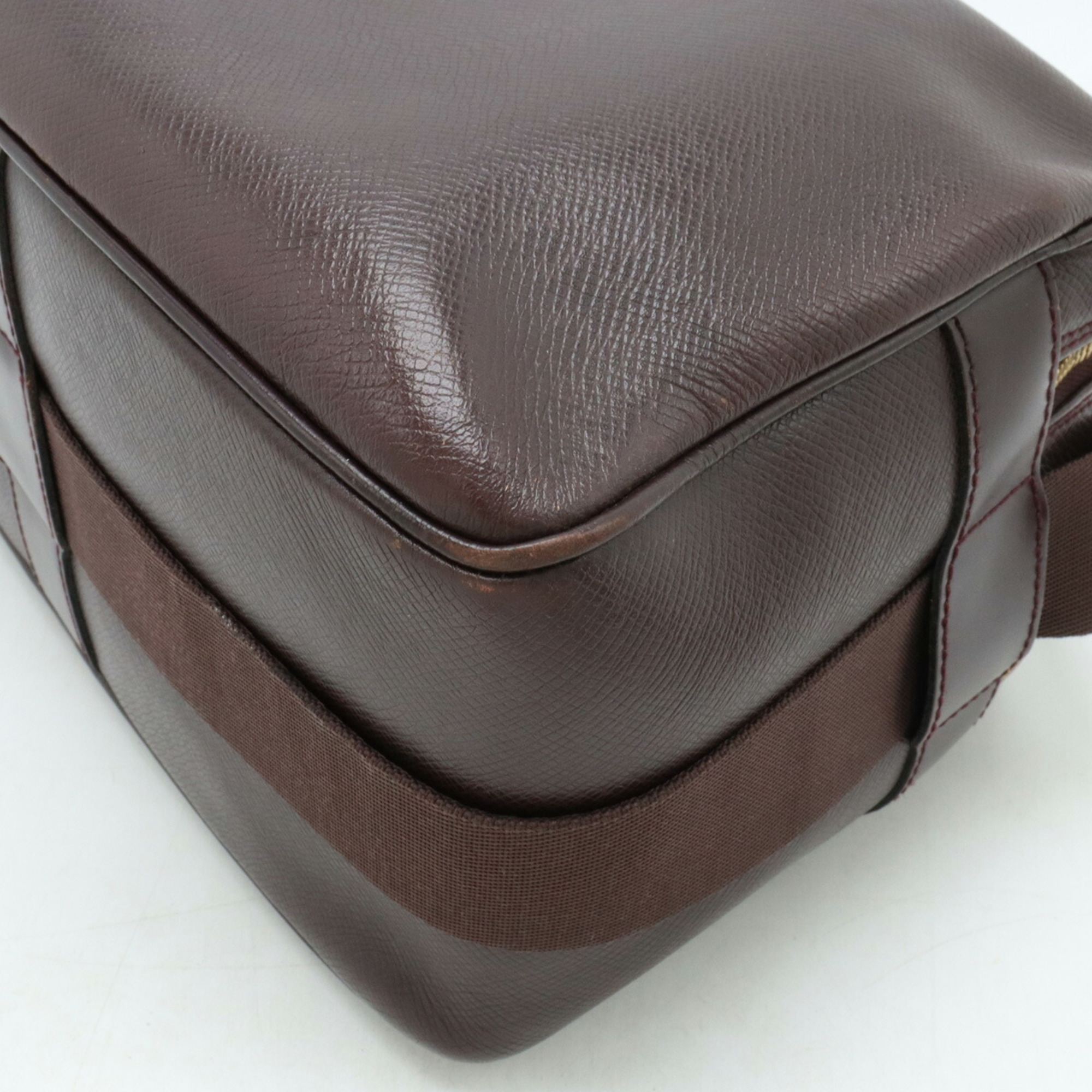 LOUIS VUITTON Louis Vuitton Taiga Reporter Shoulder Bag Leather Acajou M30156