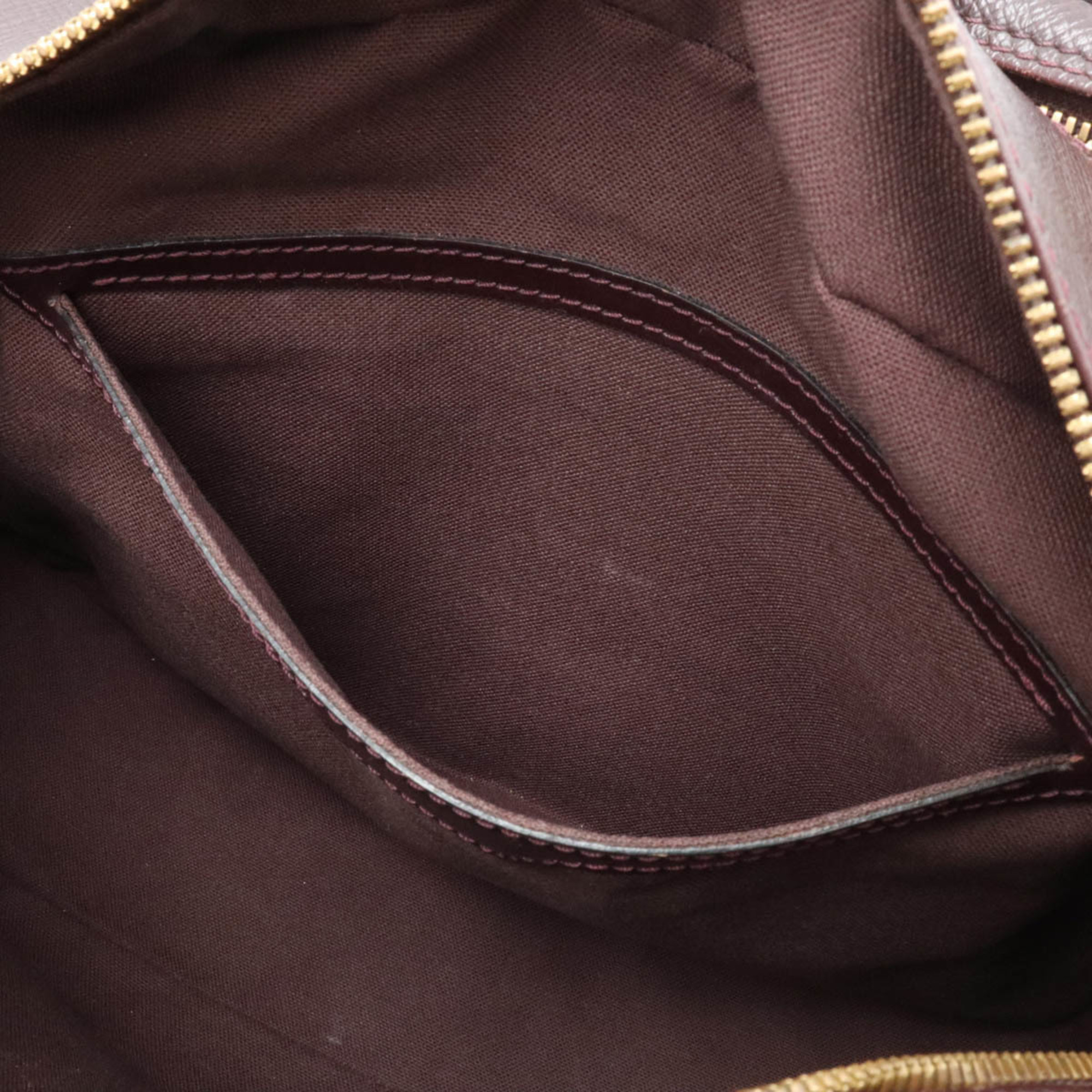 LOUIS VUITTON Louis Vuitton Taiga Reporter Shoulder Bag Leather Acajou M30156