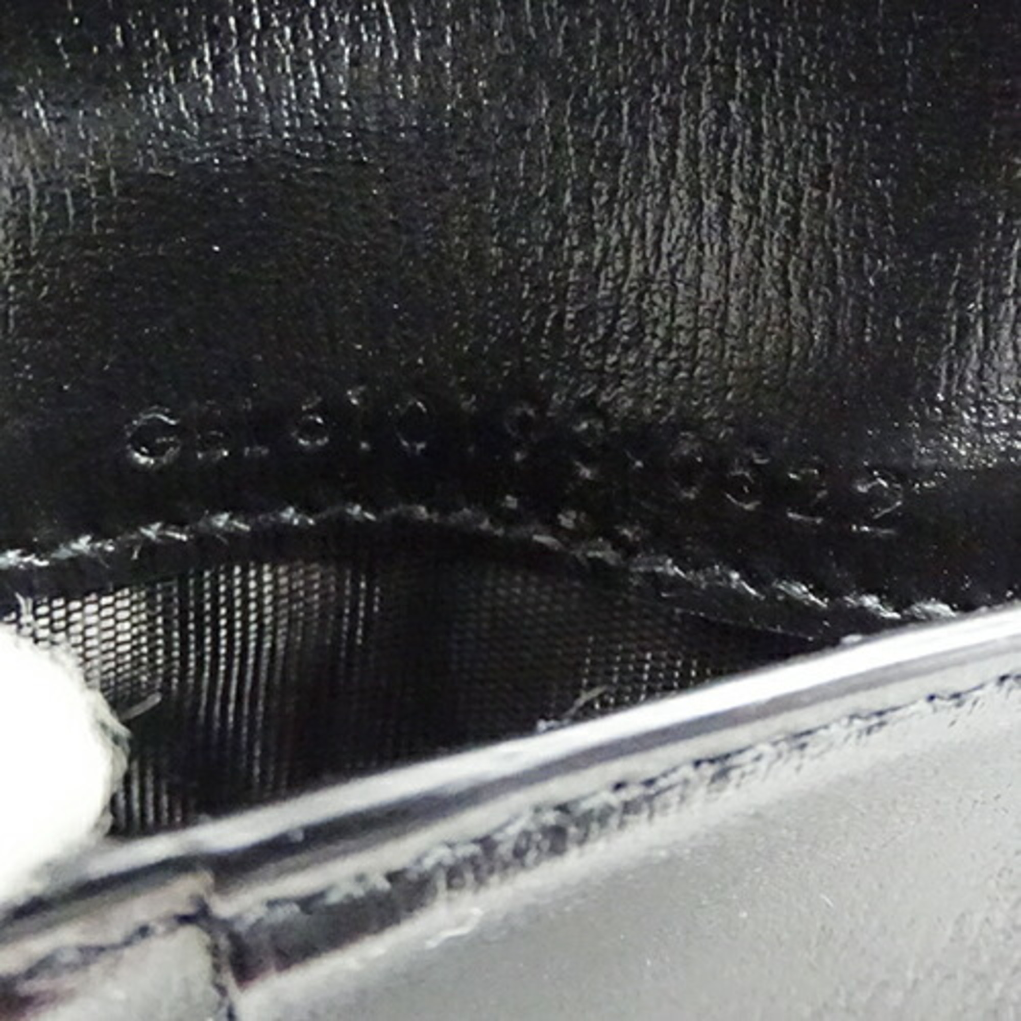Saint Laurent SAINT LAURENT Wallet for Men Bi-fold Calf Leather with Coin Purse Tiny Cassandra East West Black 610193