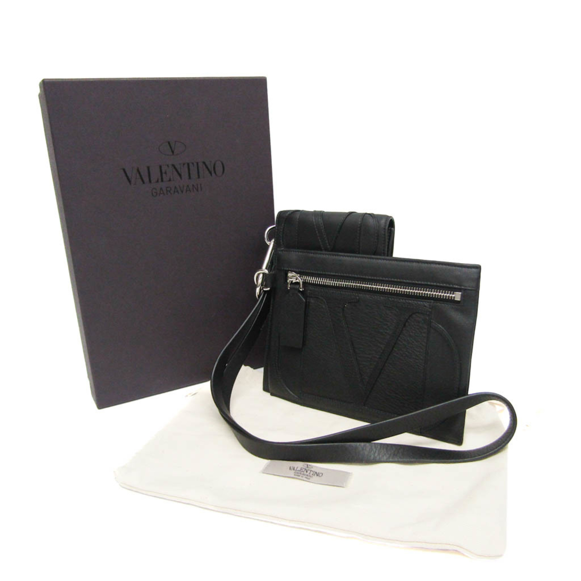 Valentino Garavani Women,Men Leather Clutch Bag,Pouch Black